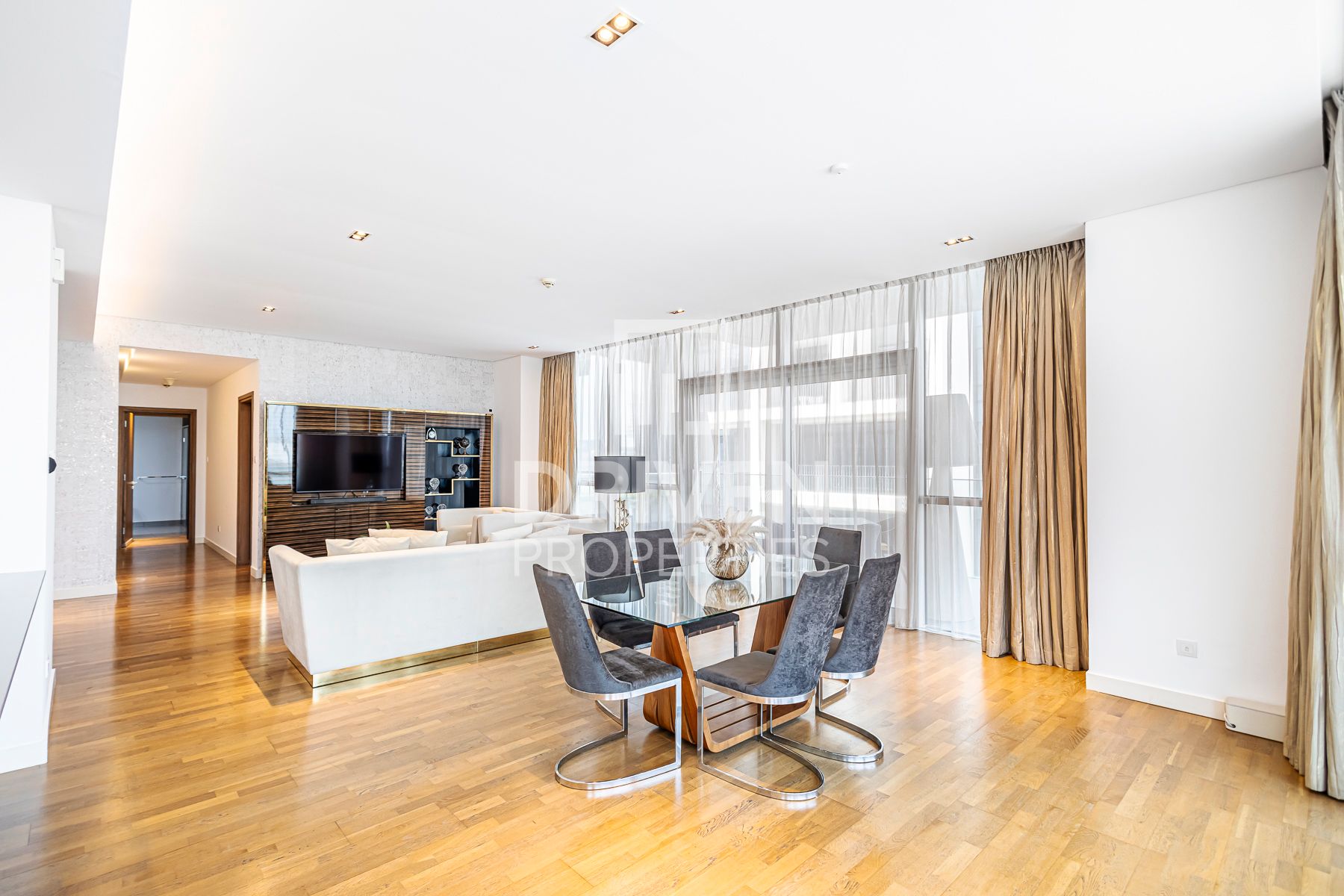 Largest Layout With Maids Room Near Mall