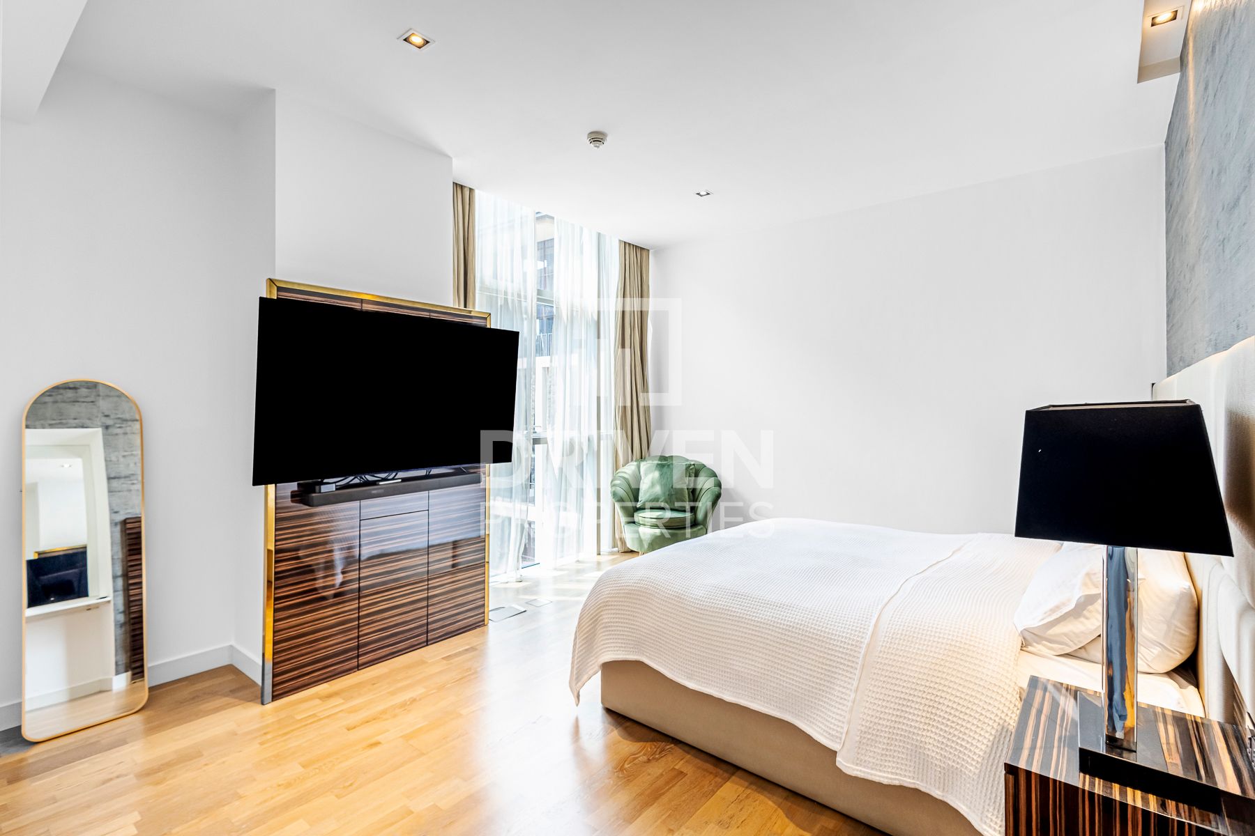 Largest Layout With Maids Room Near Mall