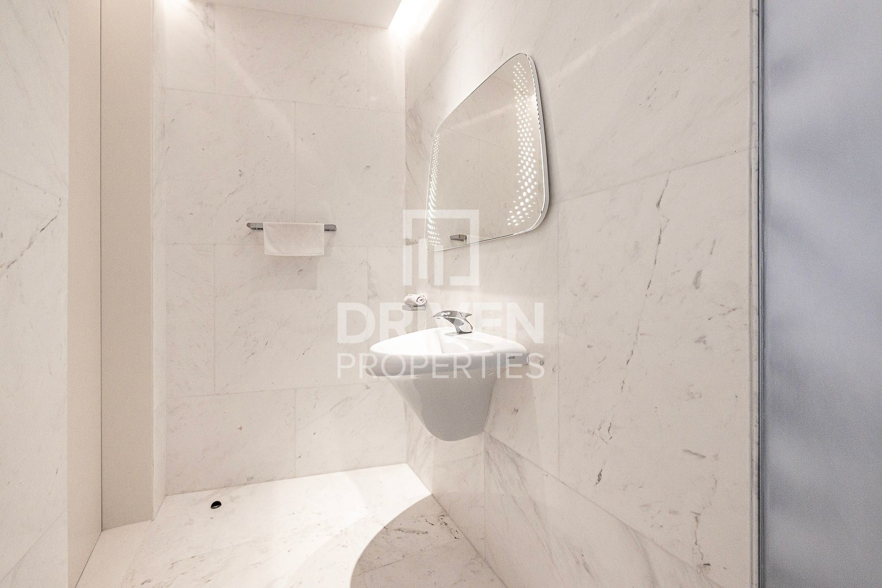 Premier Building with Top Tier Amenities Vacant