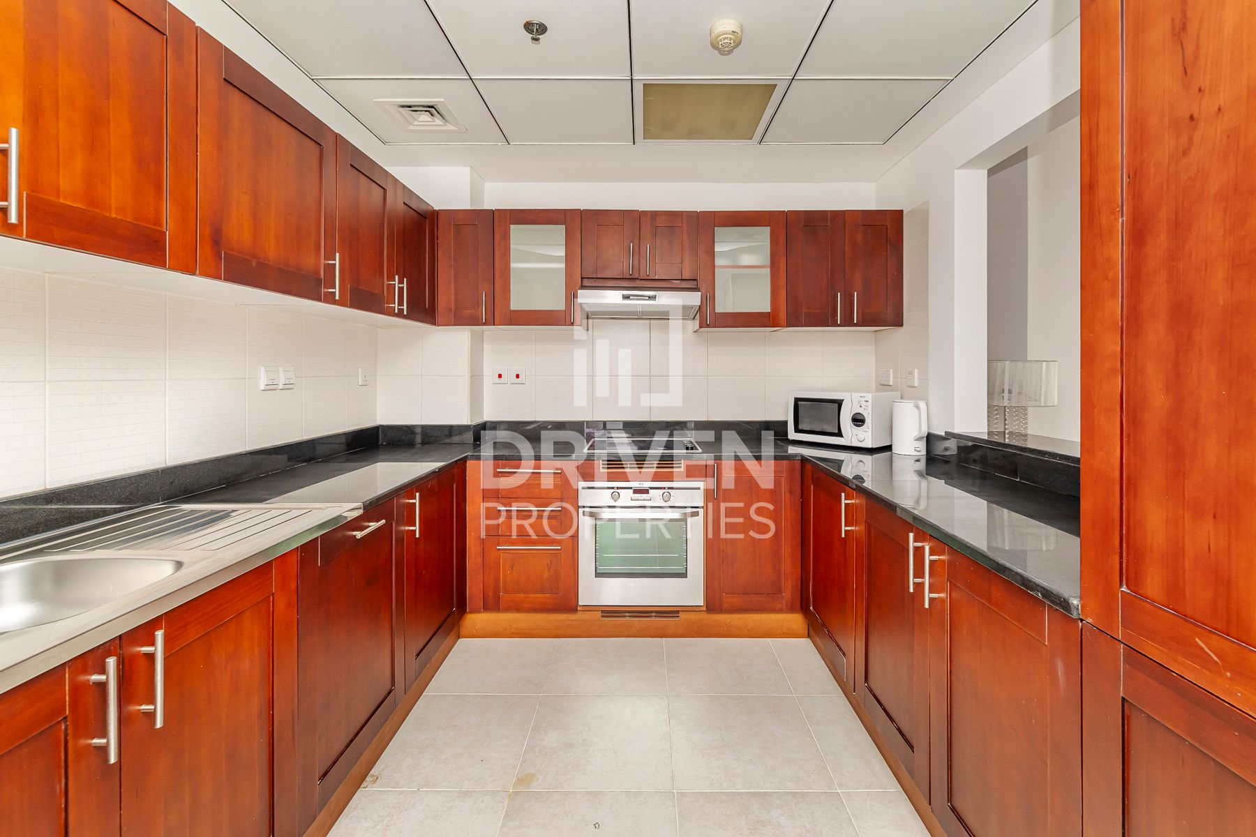 Cozy and Classy Unit Fully Furnished Vacant