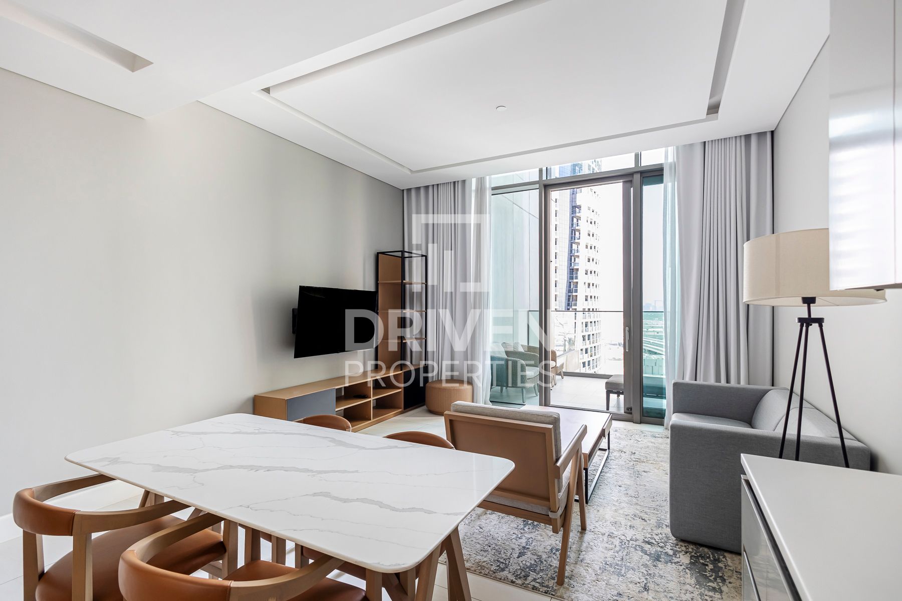 Fully Furnished Prime Location Vacant