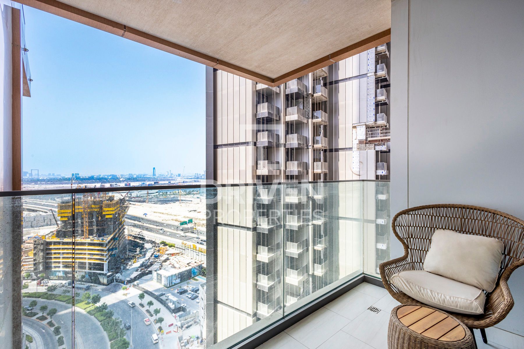 Fully Furnished Prime Location Vacant