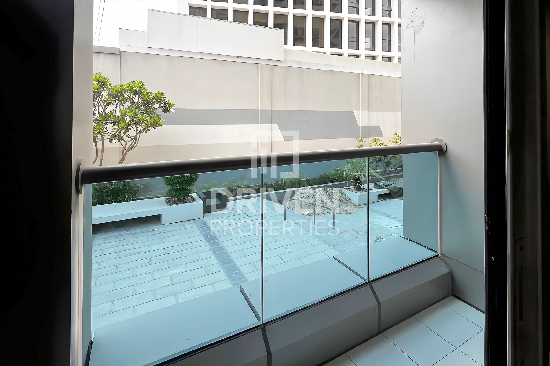 Stunning Apartment Fully Furnished Prime Location