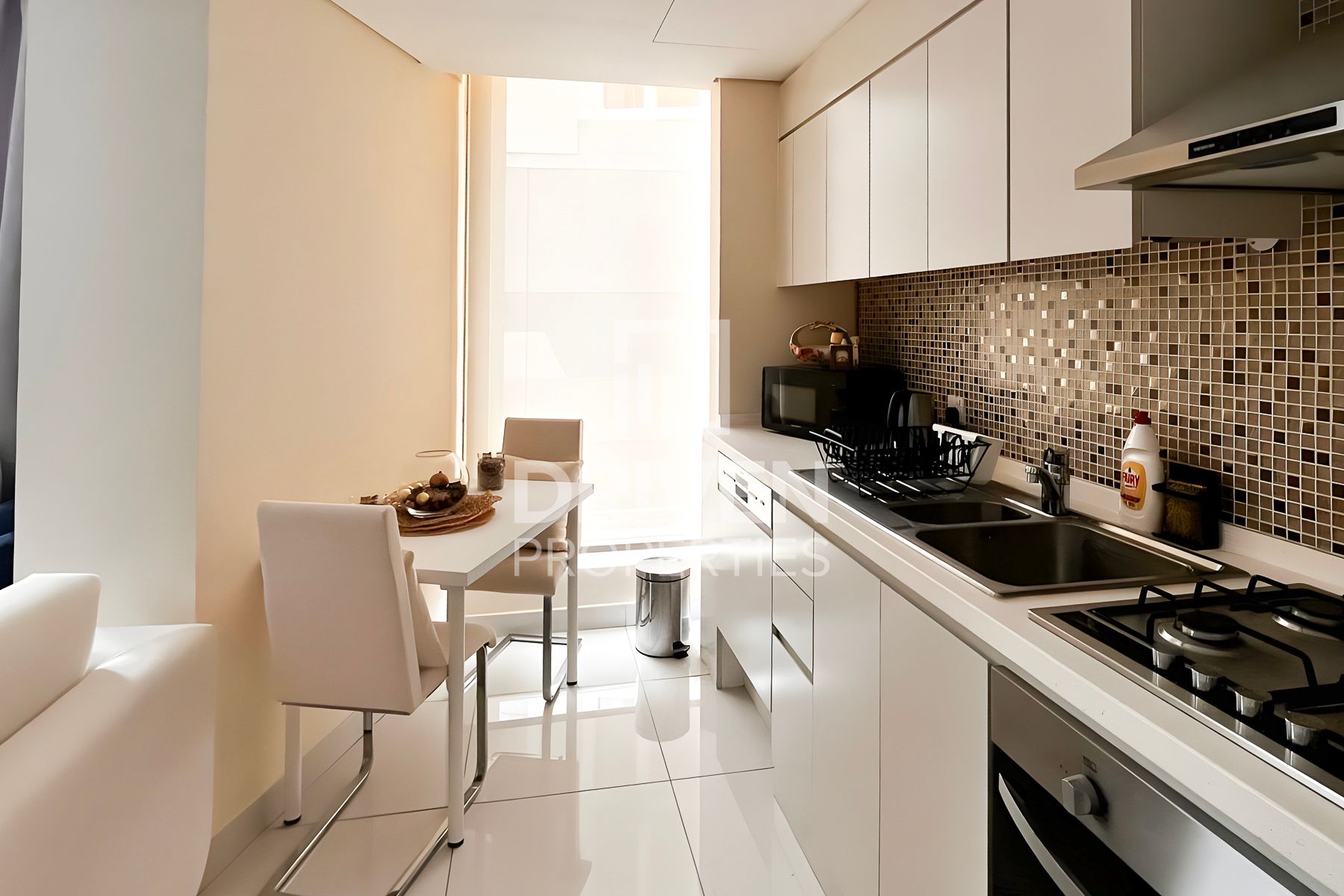 Stunning Apartment Fully Furnished Prime Location