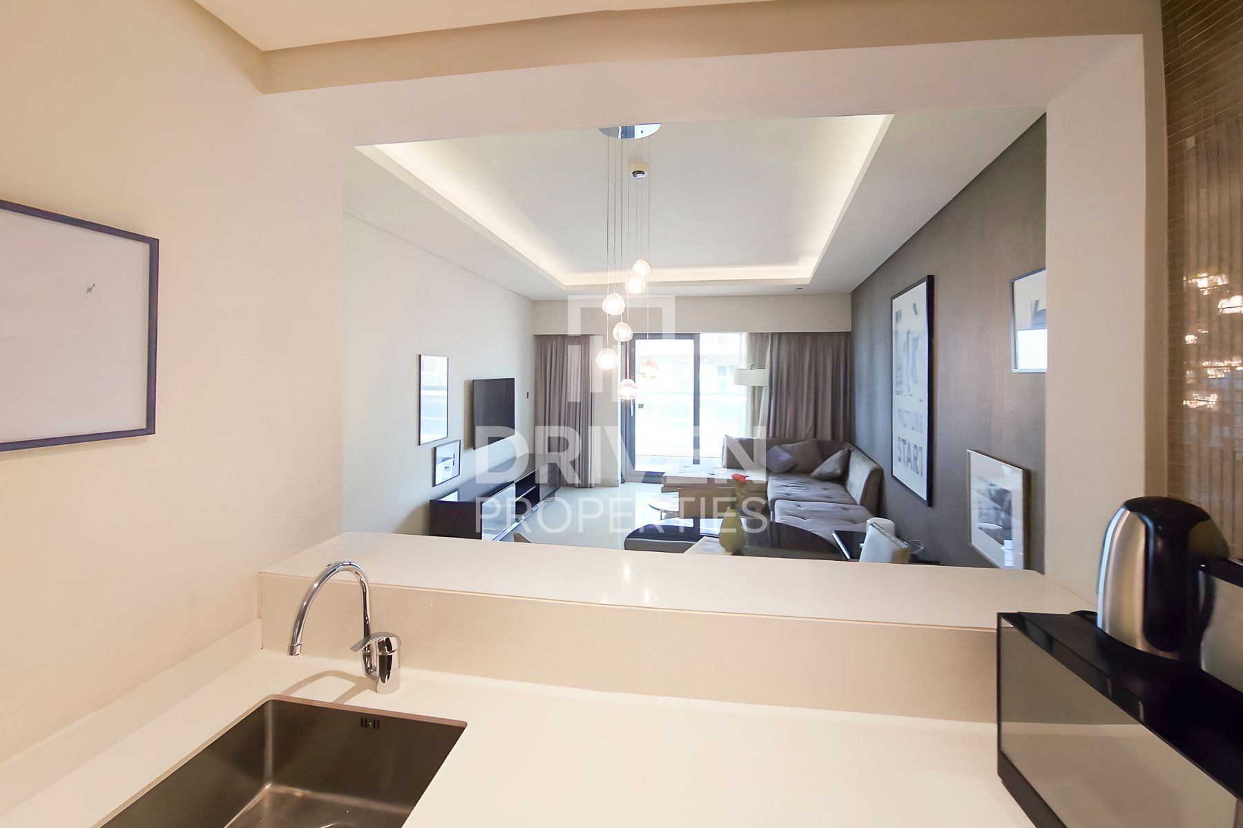 Furnished High Floor Ready to Move in