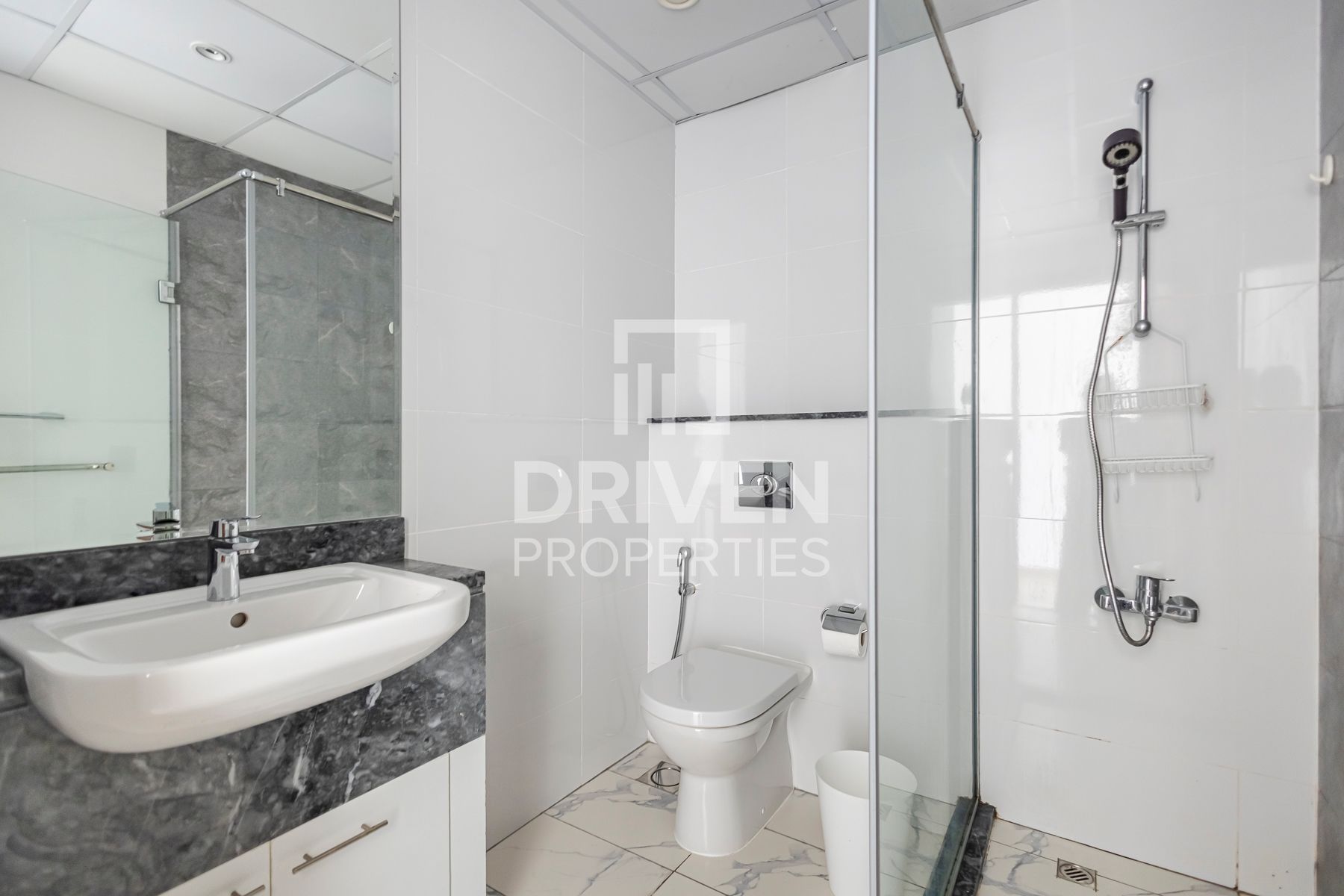 Pool View Family Friendly Ready to Move In