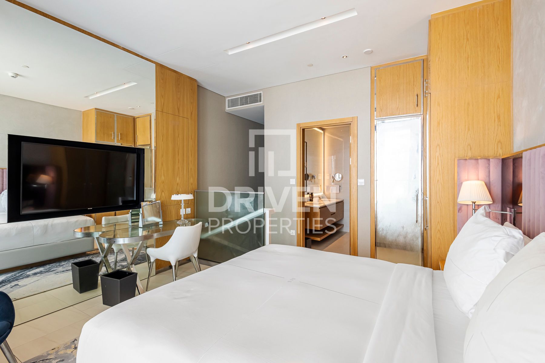 Burj Khalifa View Bills Included Furnished