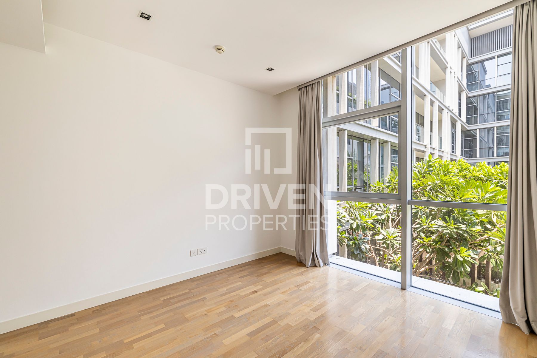 Stunning Corner Unit in Prestigious Location