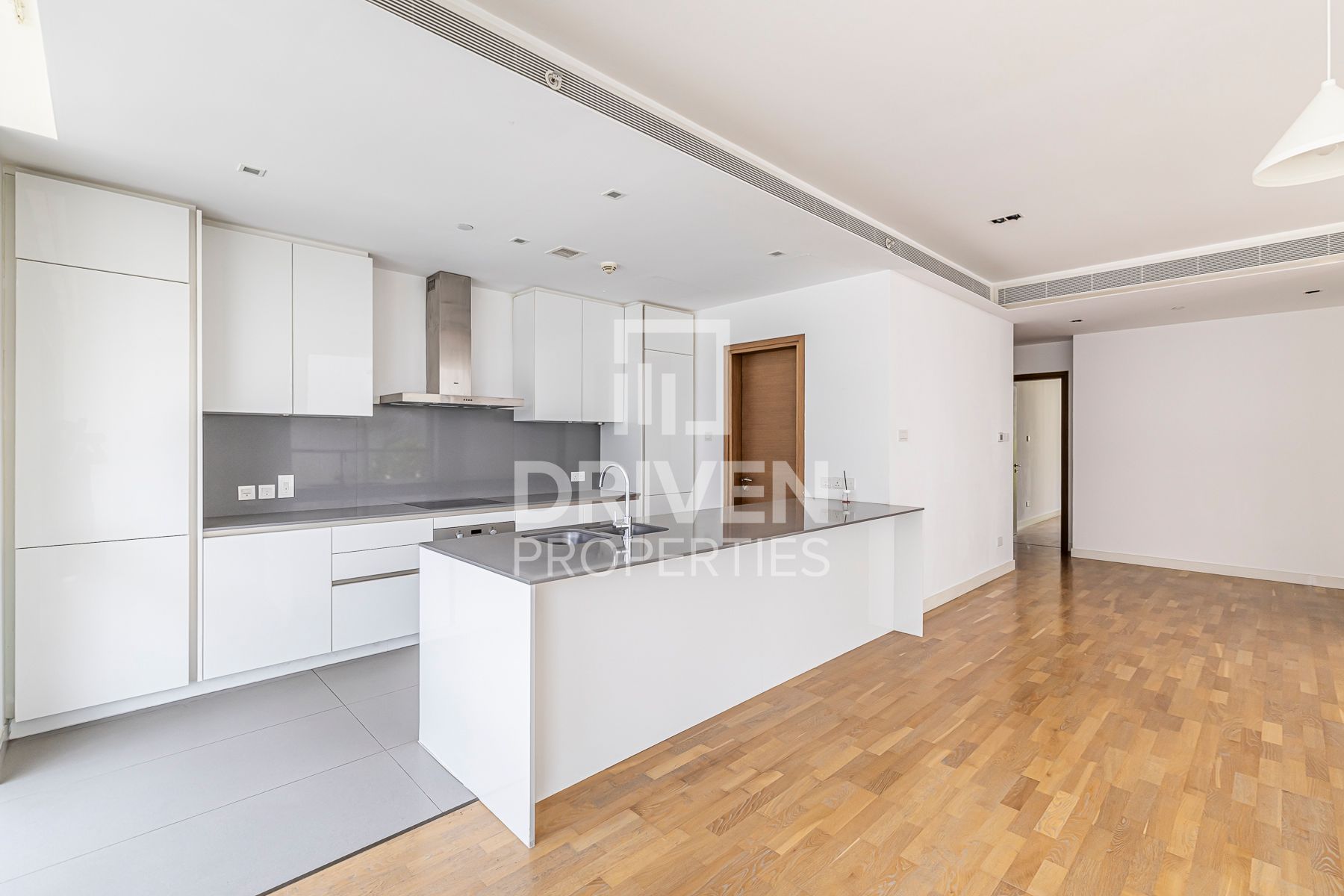 Stunning Corner Unit in Prestigious Location