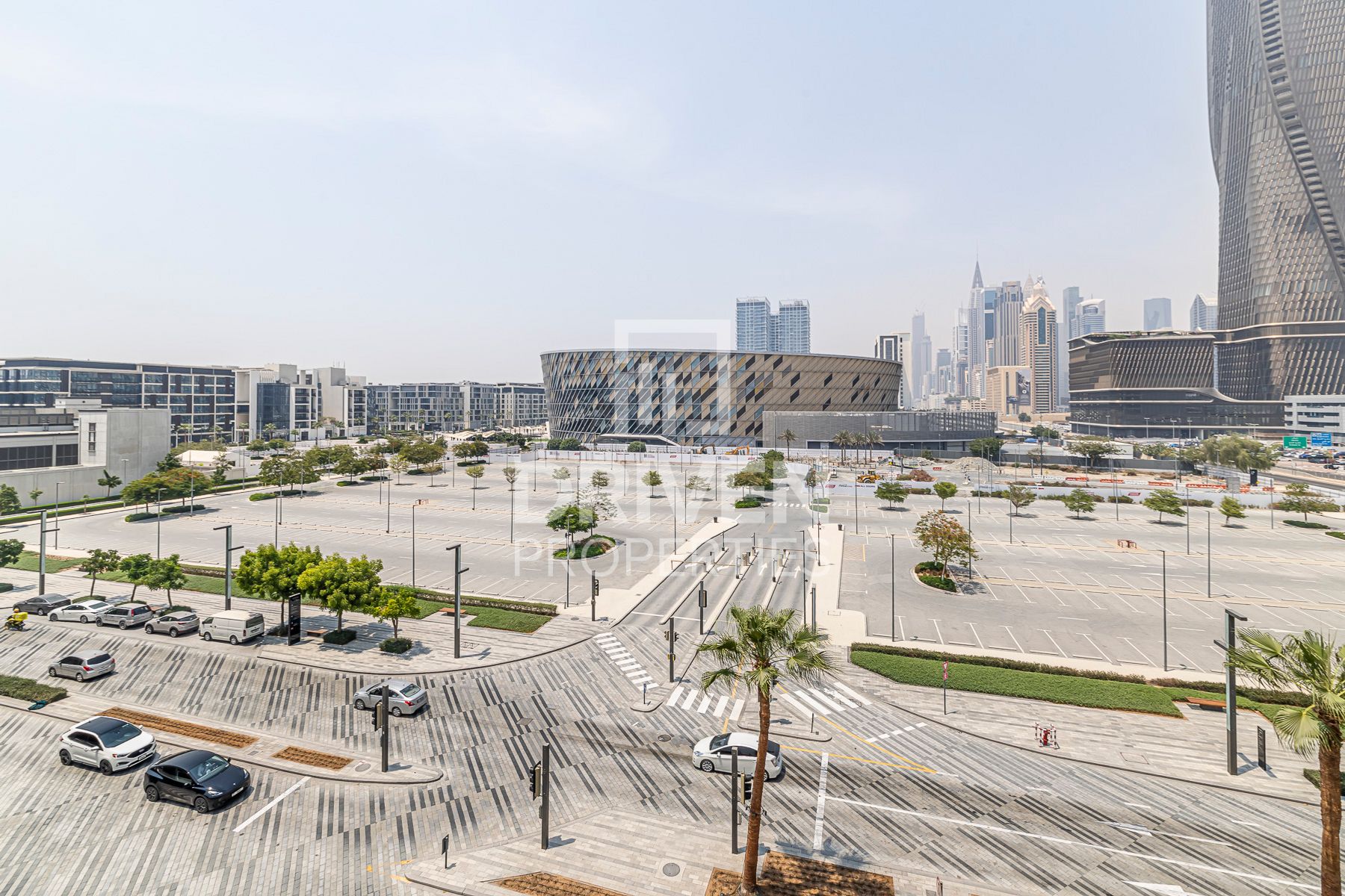 Corner and Spacious Unit Desirable Location