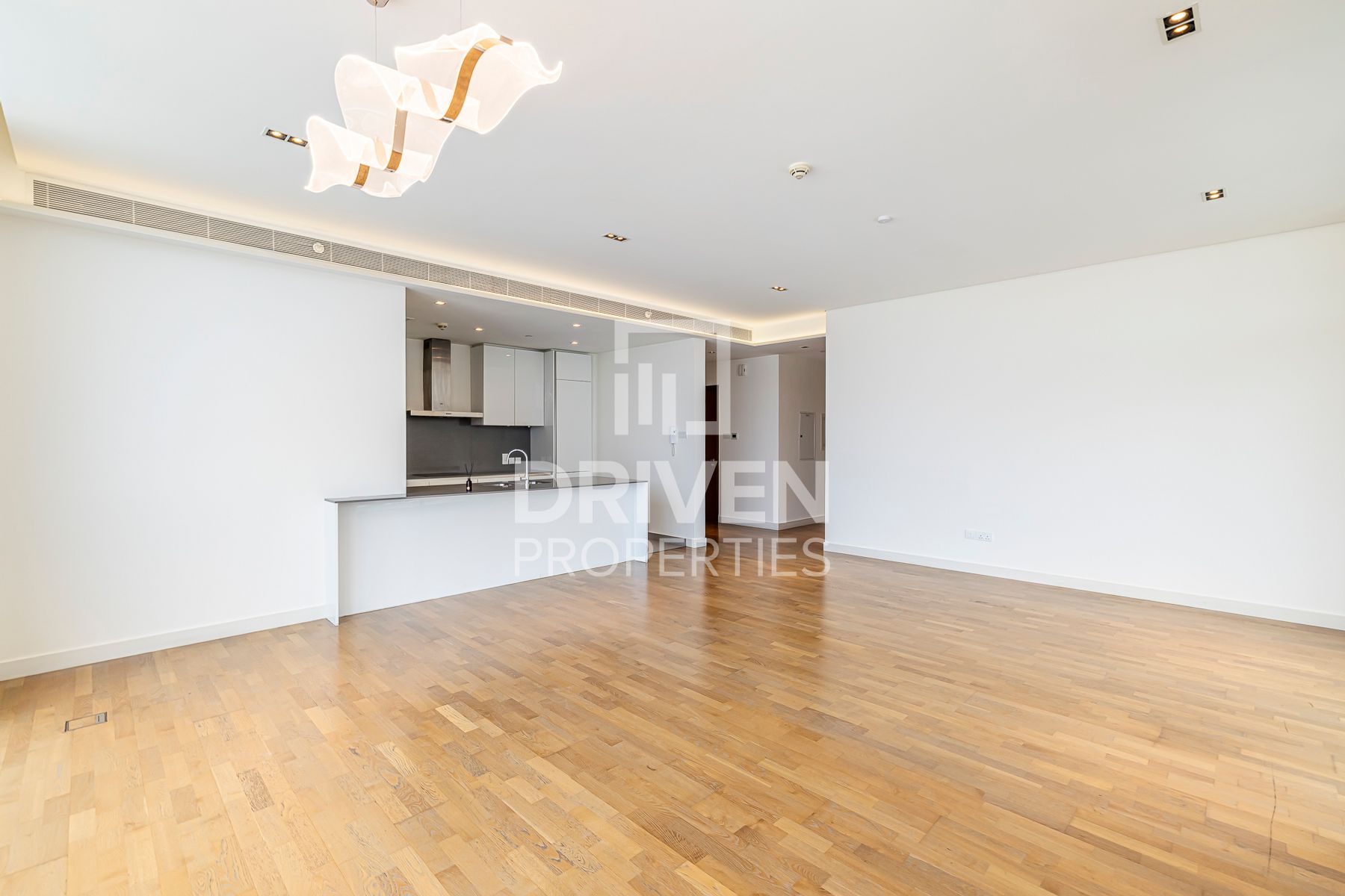 Corner and Spacious Unit Desirable Location