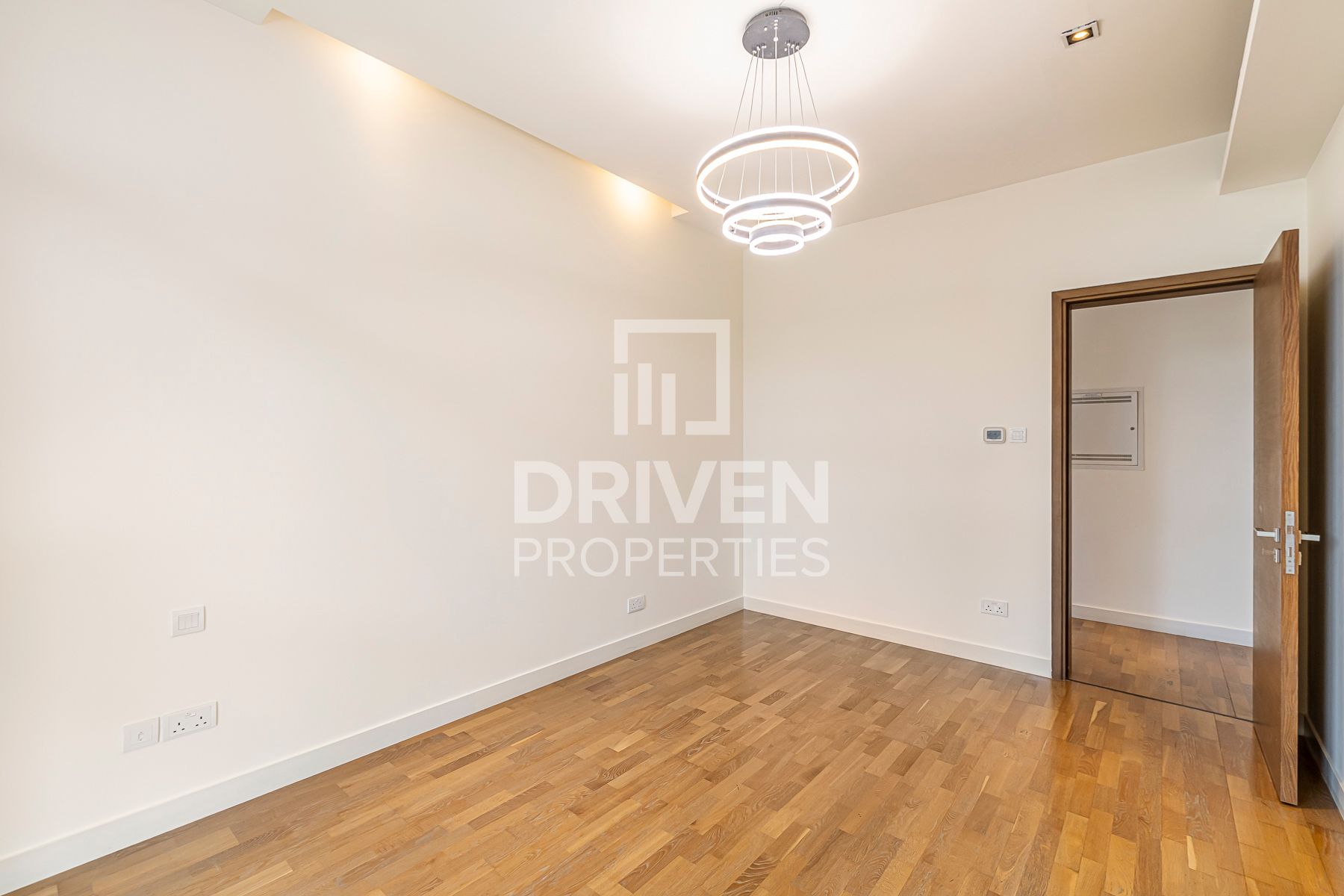 Corner and Spacious Unit Desirable Location