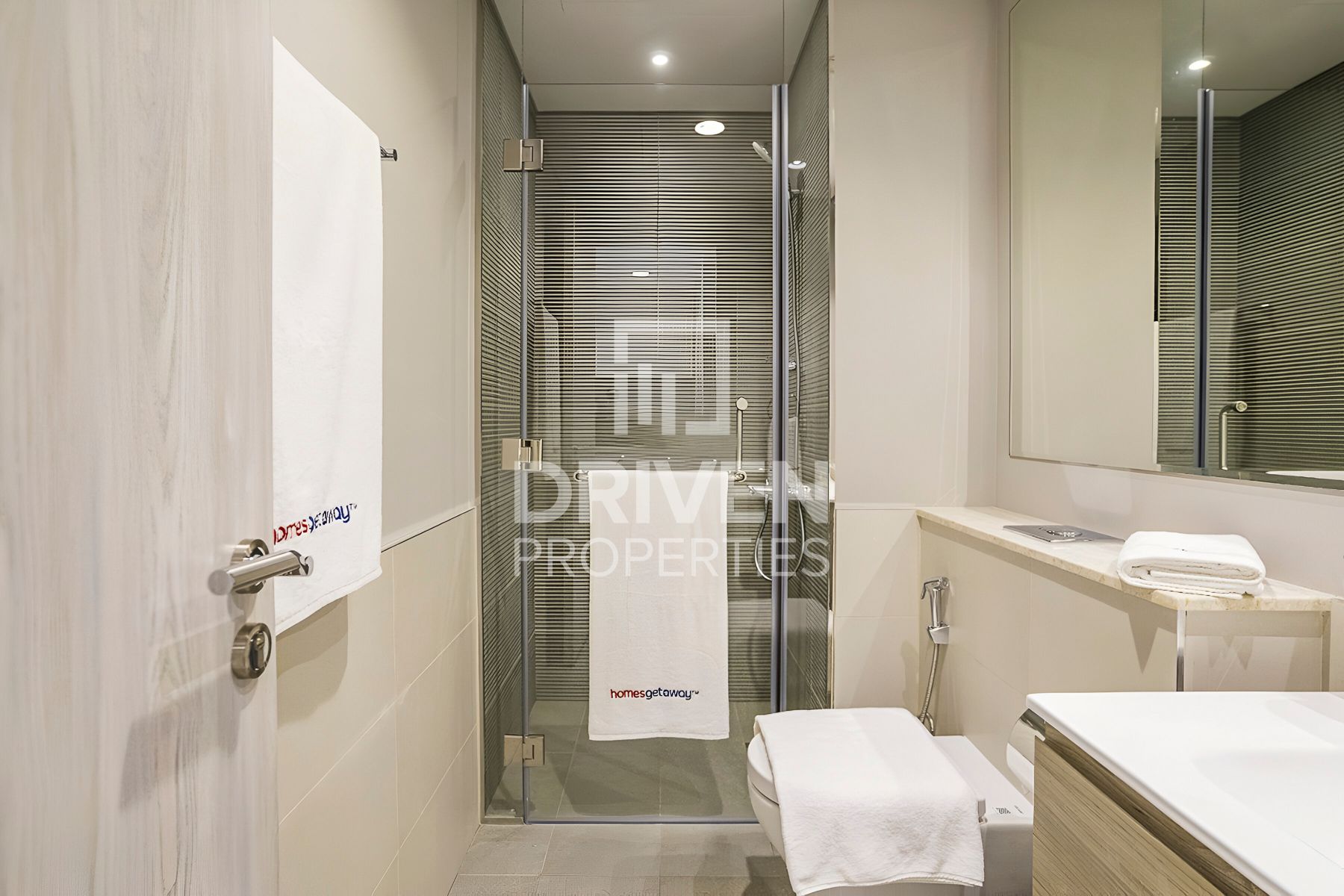 Fully Furnished Elegant Interior Canal View