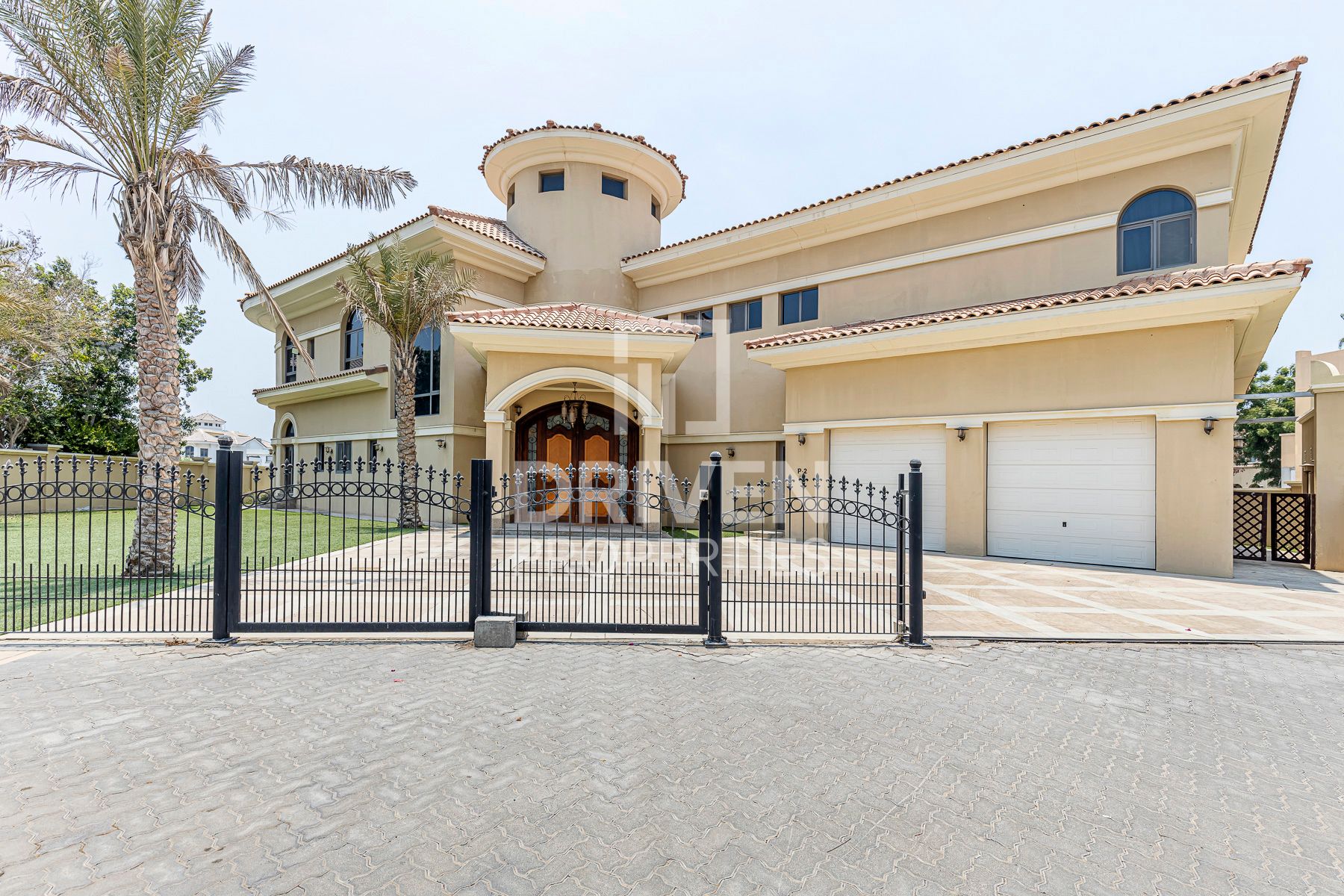 6 bedroom villa for sale in Signature Villas Frond P | Most Valuable and Ultra Secure Signature Villa 6 bedroom villa for sale in Signature Villas Frond P. Most Valuable and Ultra Secure Signature Villa