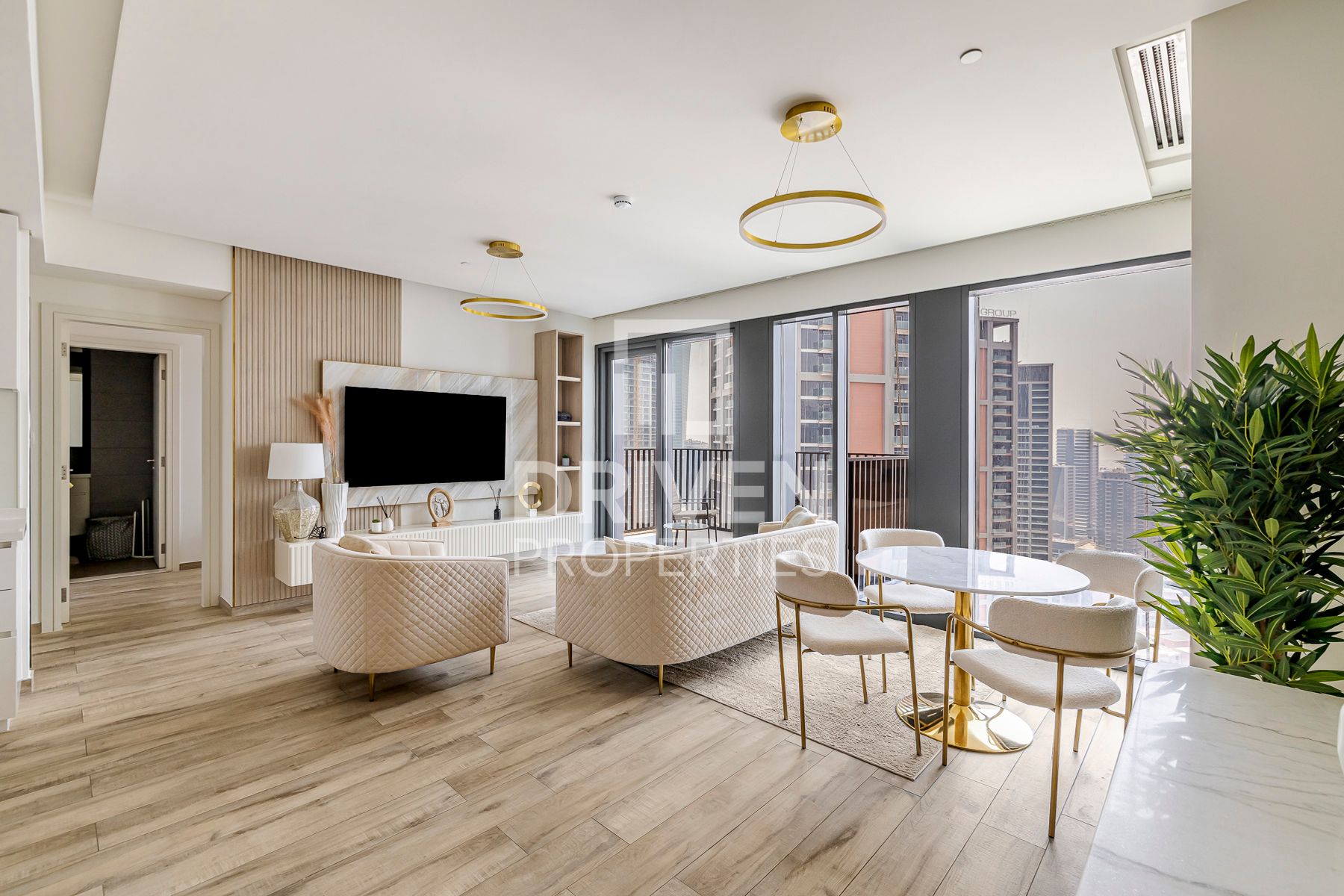 High Floor Fully Furnished Prime Location