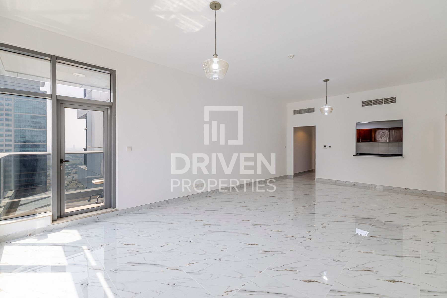 Close to Metro Maids Room Marina View