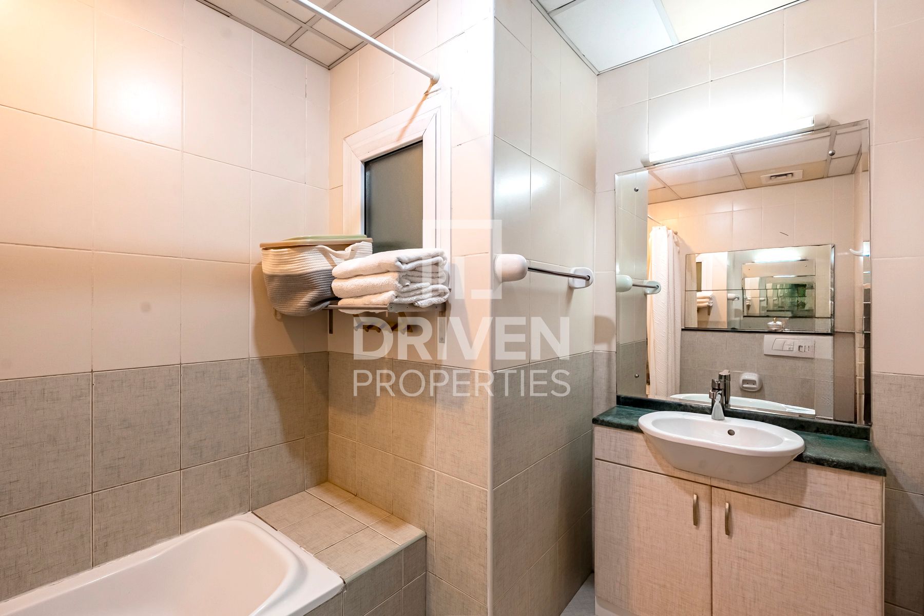 Fully Furnished Unit with Breathtaking Lake View