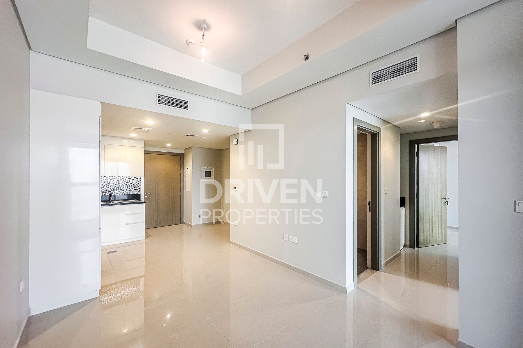 Swimming Pool View Mid Floor Furnished