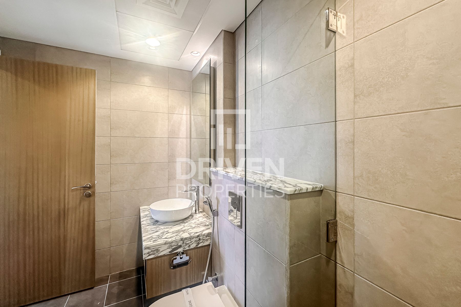 Swimming Pool View Mid Floor Furnished