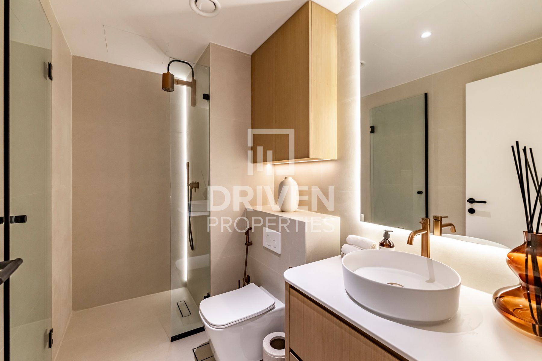 Contemporary Upgraded Interiors Huge Terrace