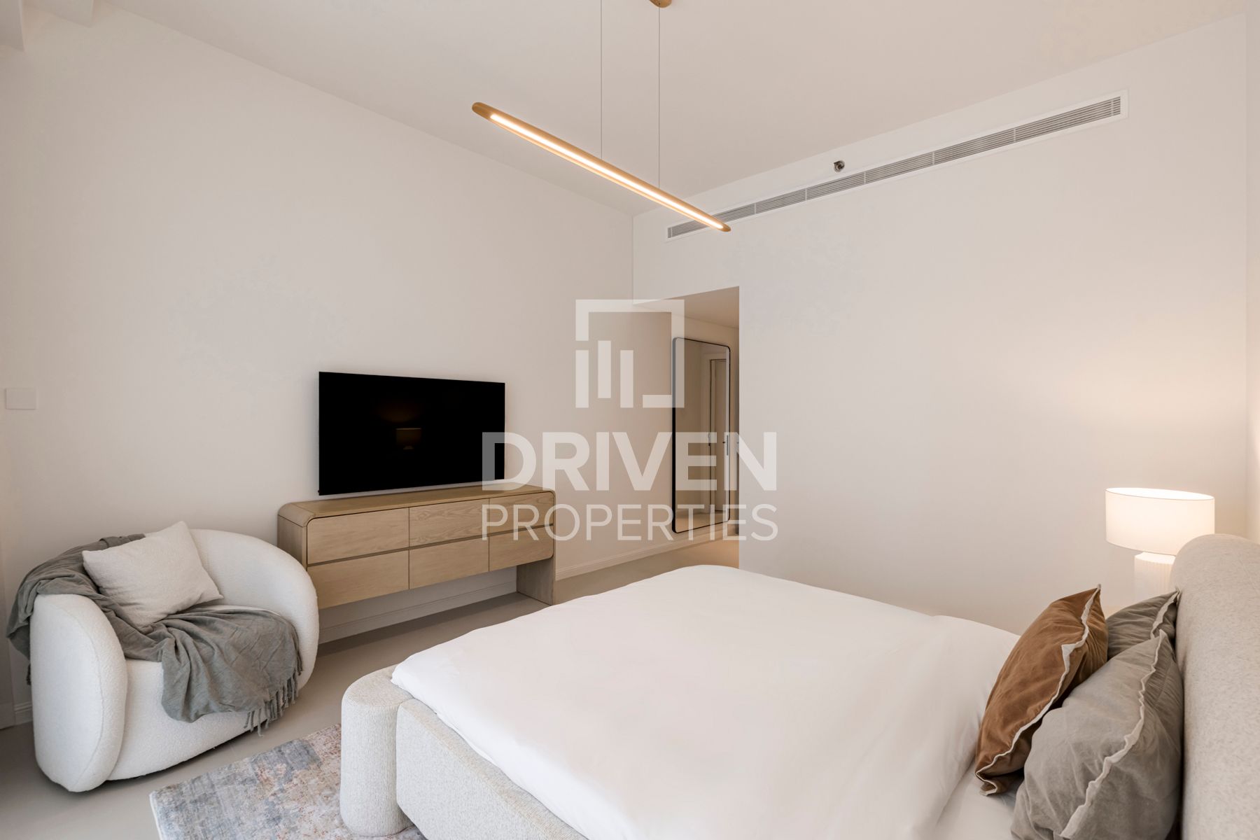 Contemporary Upgraded Interiors Huge Terrace