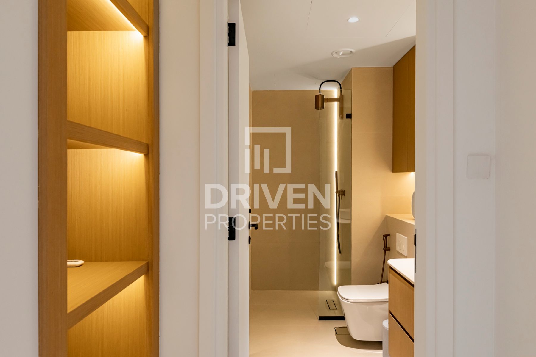 Contemporary Upgraded Interiors Huge Terrace