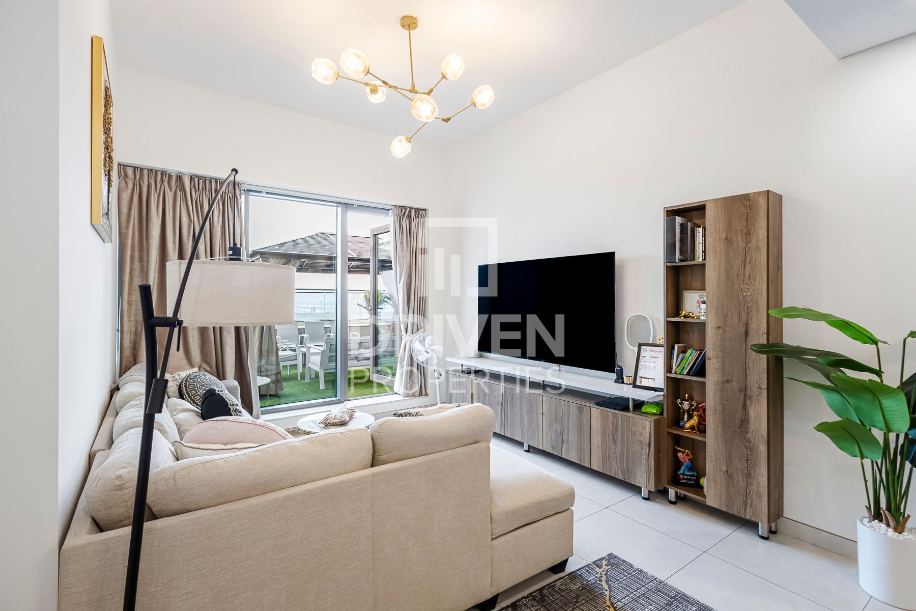 High ROI Fully Furnished Prestigious Location