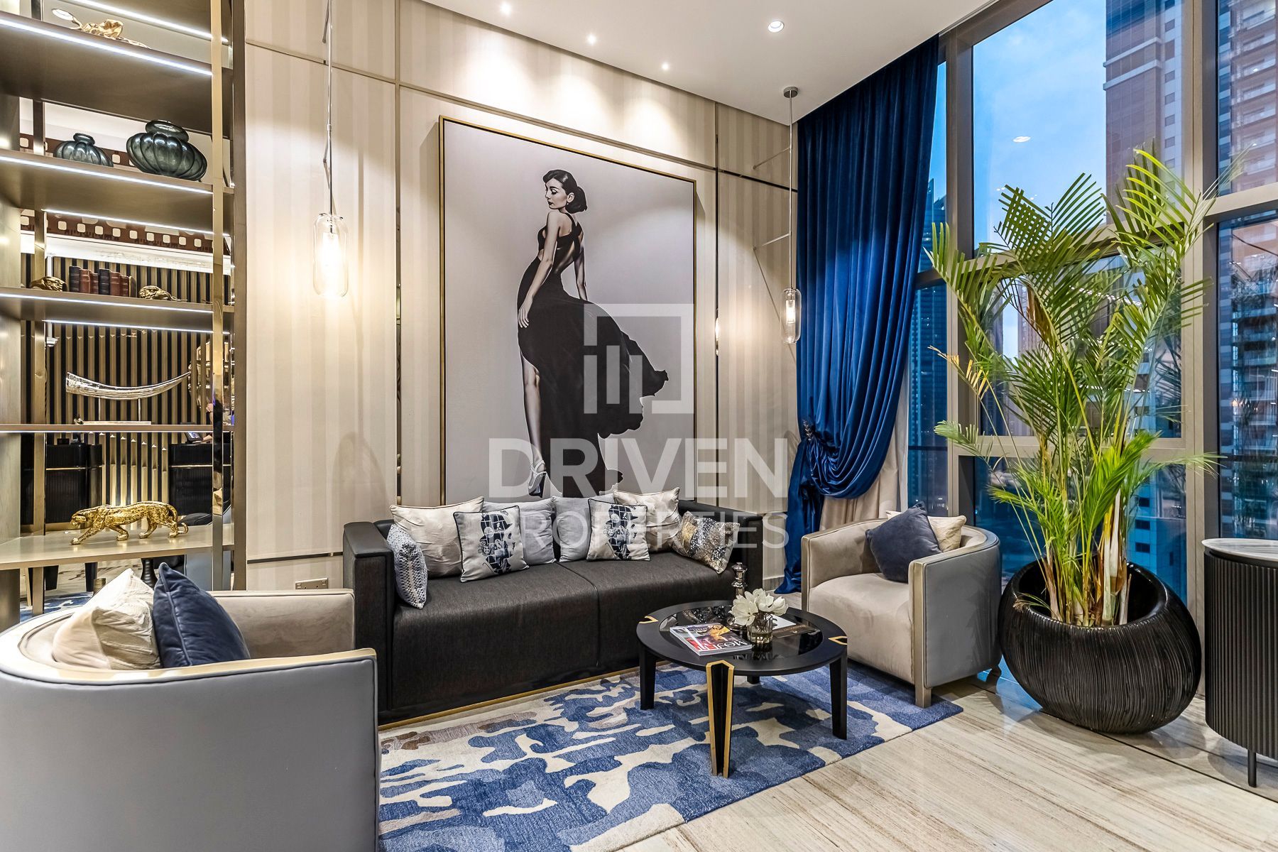 Fully Furnished Modern Layout Vacant