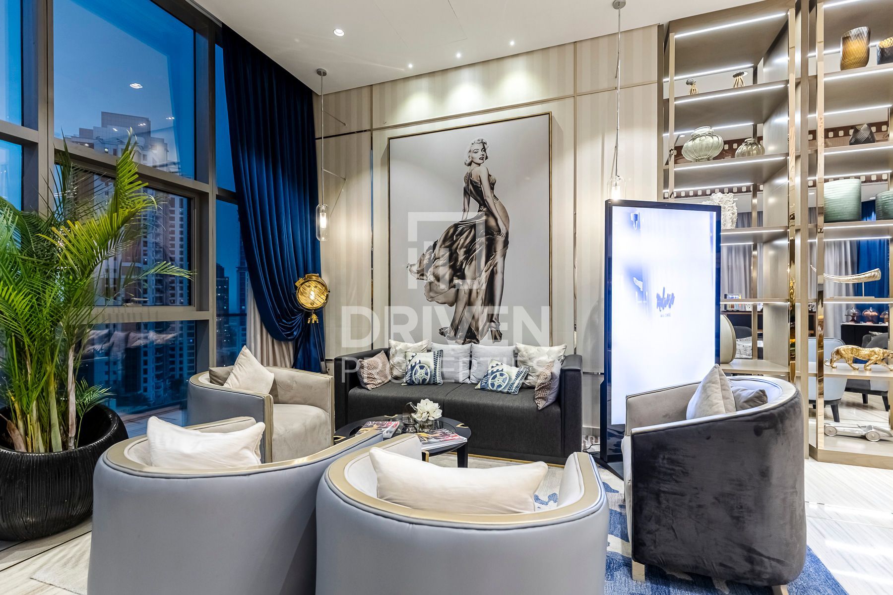 Fully Furnished Modern Layout Vacant