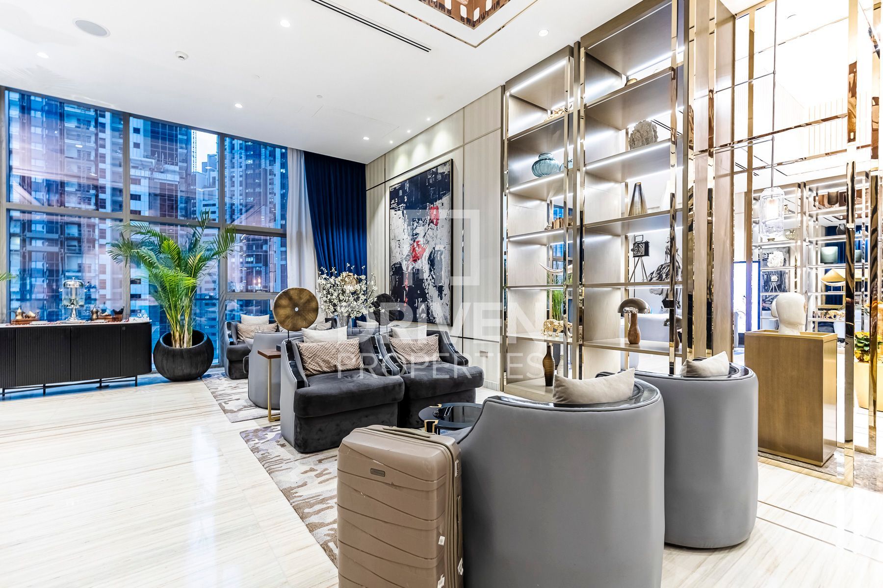 Fully Furnished Modern Layout Vacant