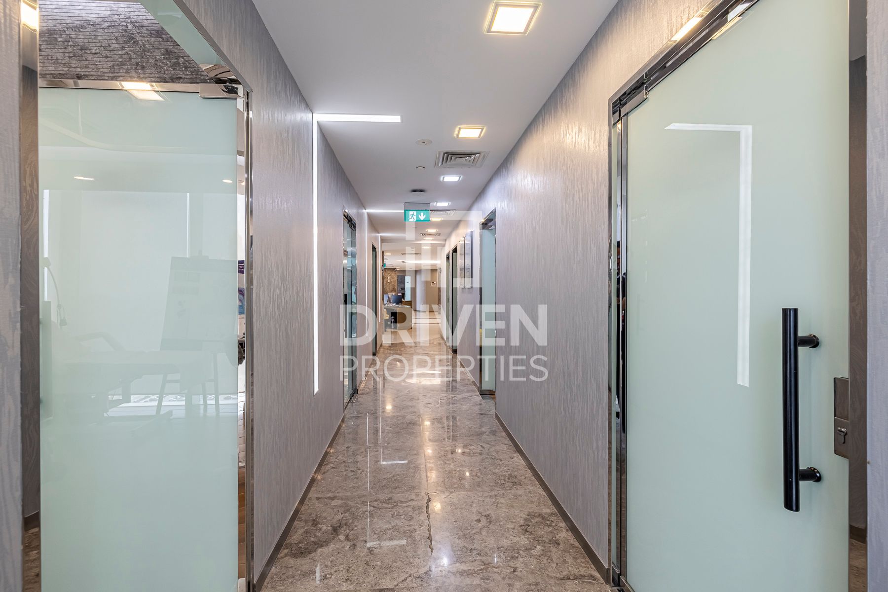 Vacant Grade A High Floor Prime Location