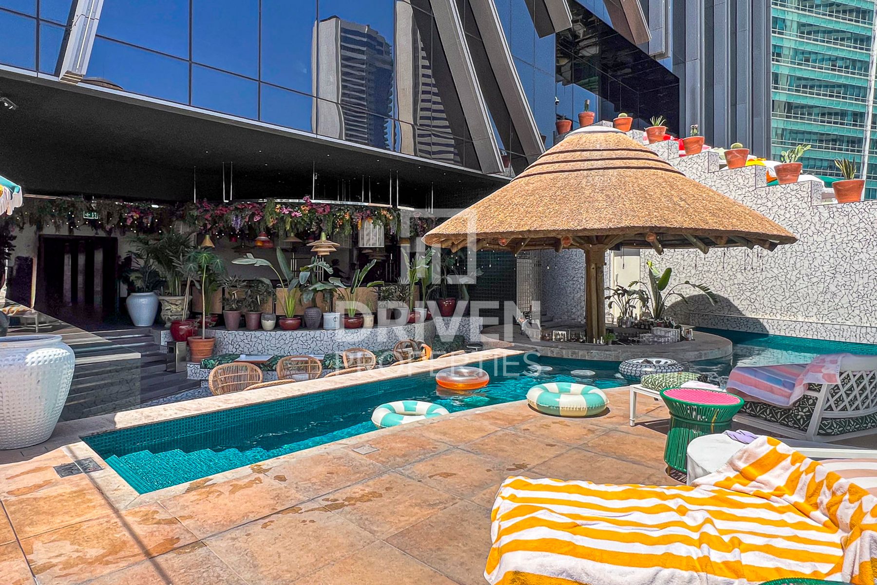 12 Cheques Fully Furnished Great Amenities