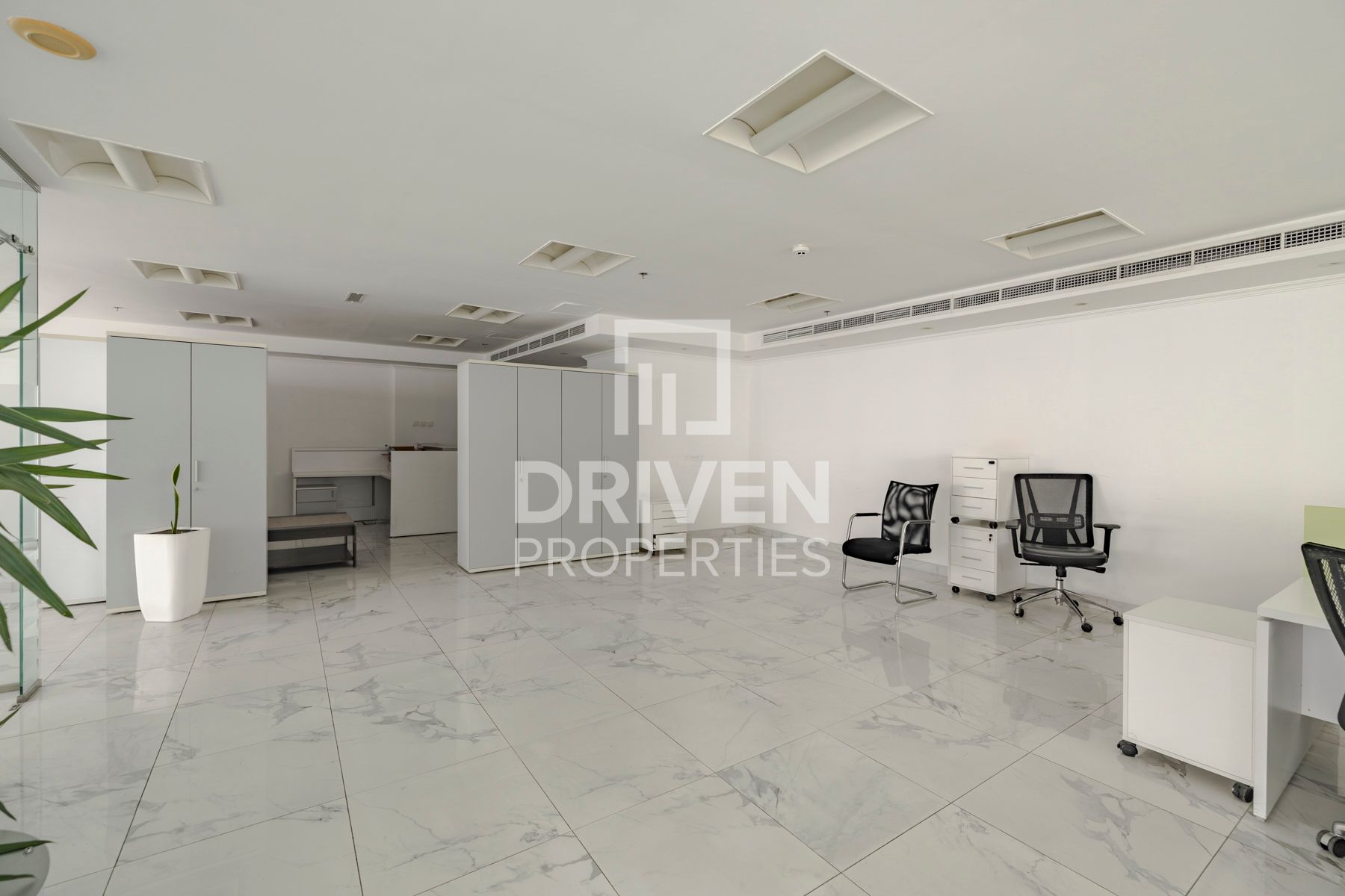 Prime Location Furnished Spacious Layout