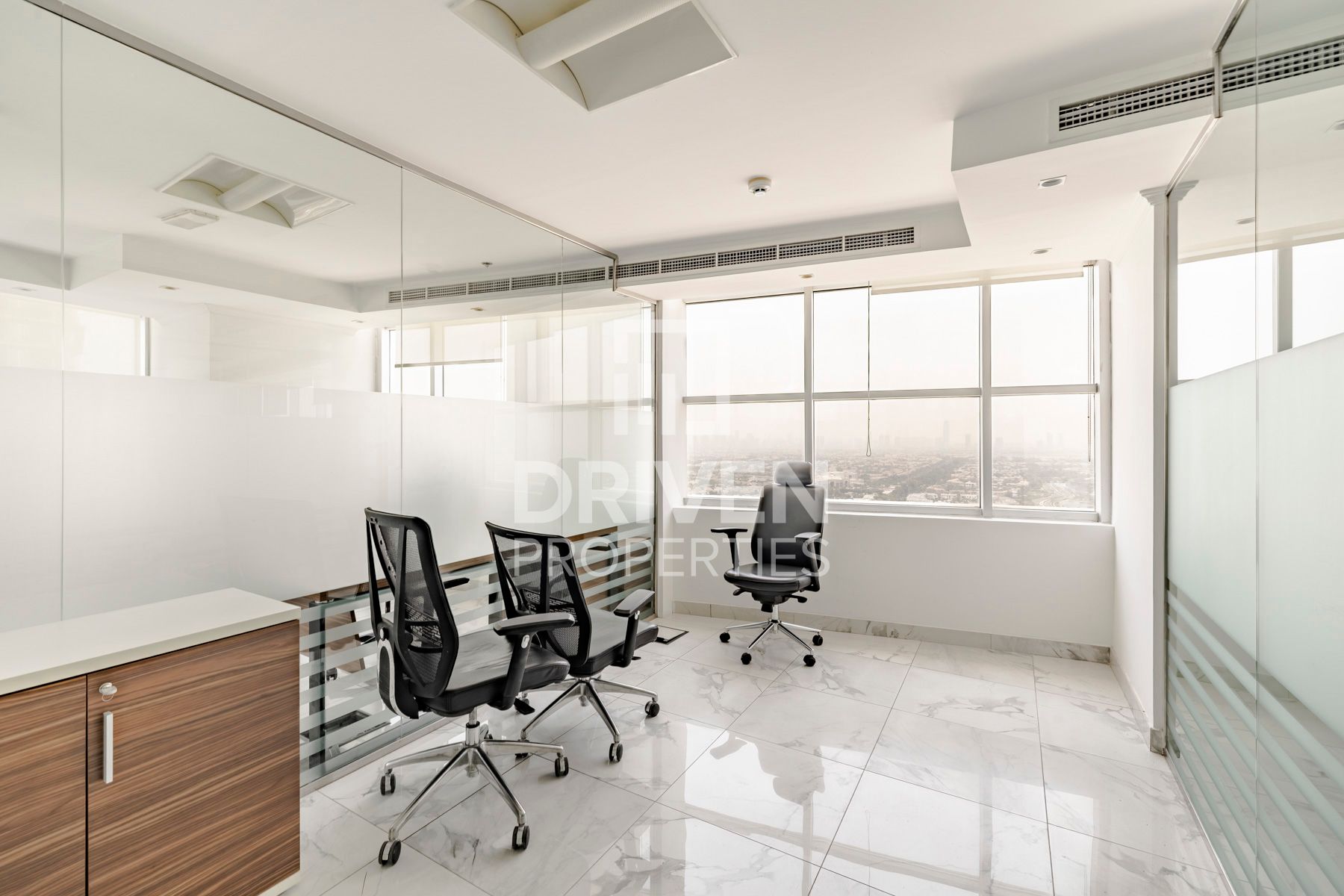 Prime Location Furnished Spacious Layout