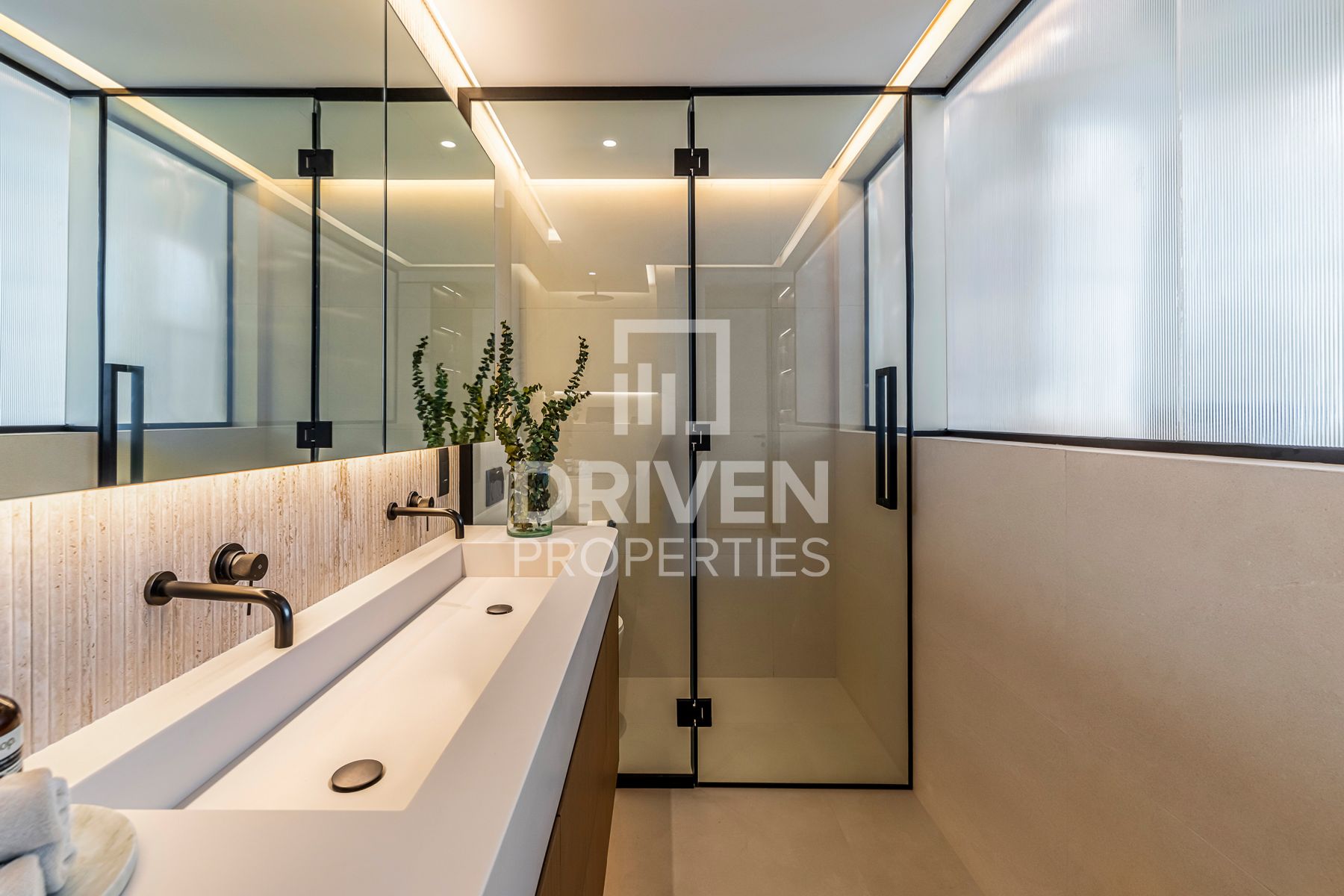 Fully Furnished and Spacious Modern Finishing