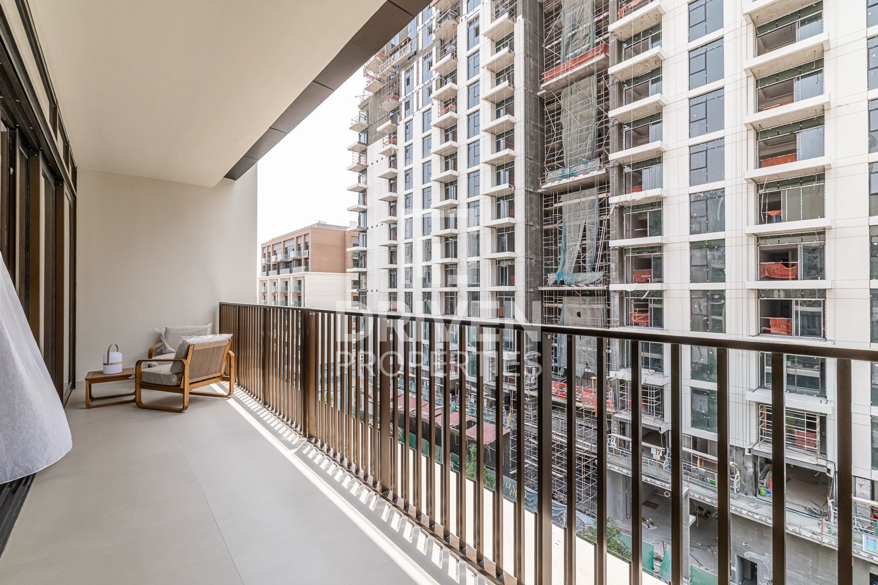 Fully Furnished and Spacious Modern Finishing