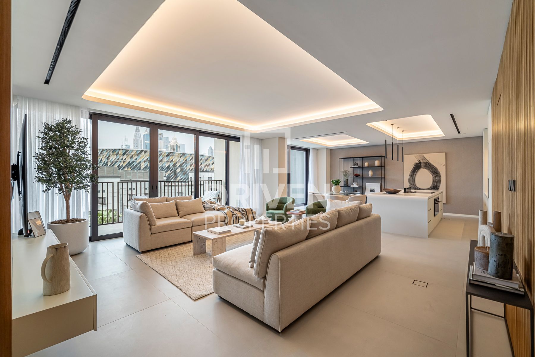 Vacant and Upgraded Apartment Prime Location