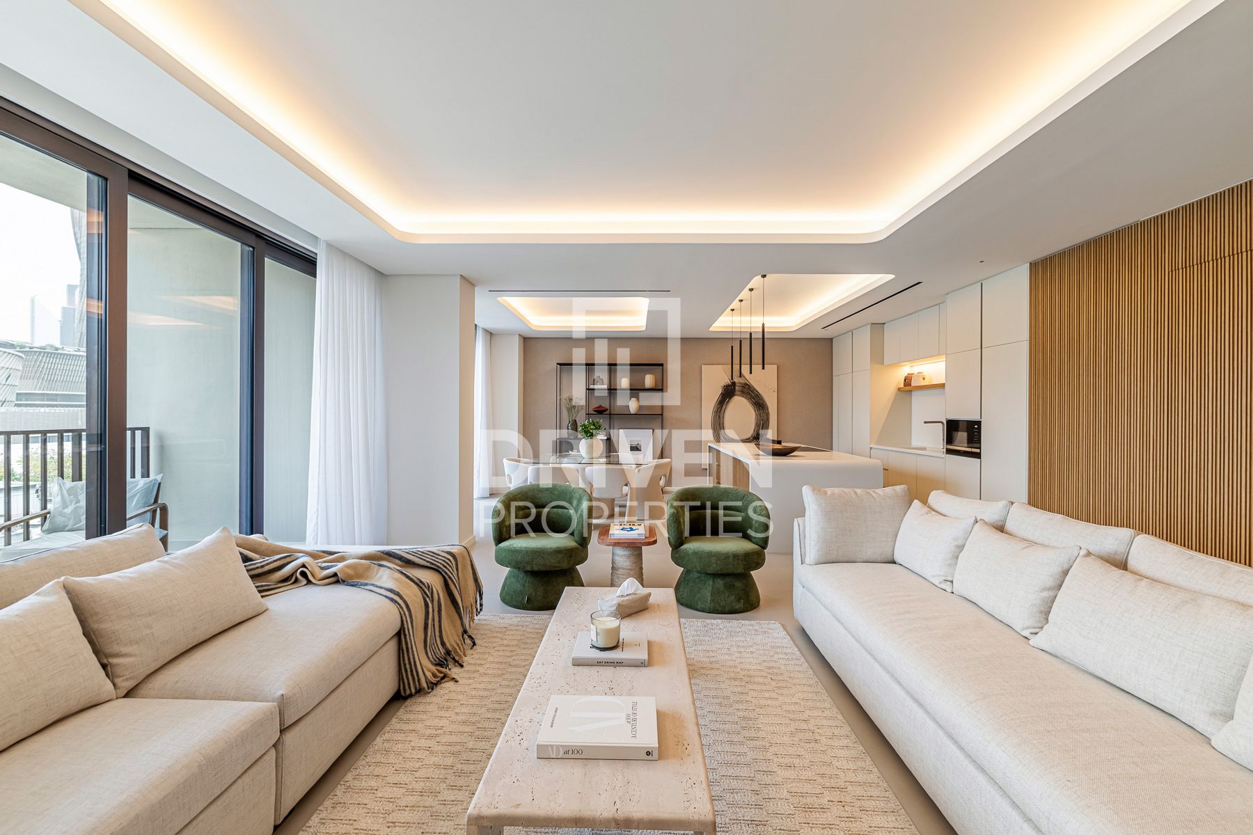 Vacant and Upgraded Apartment Prime Location