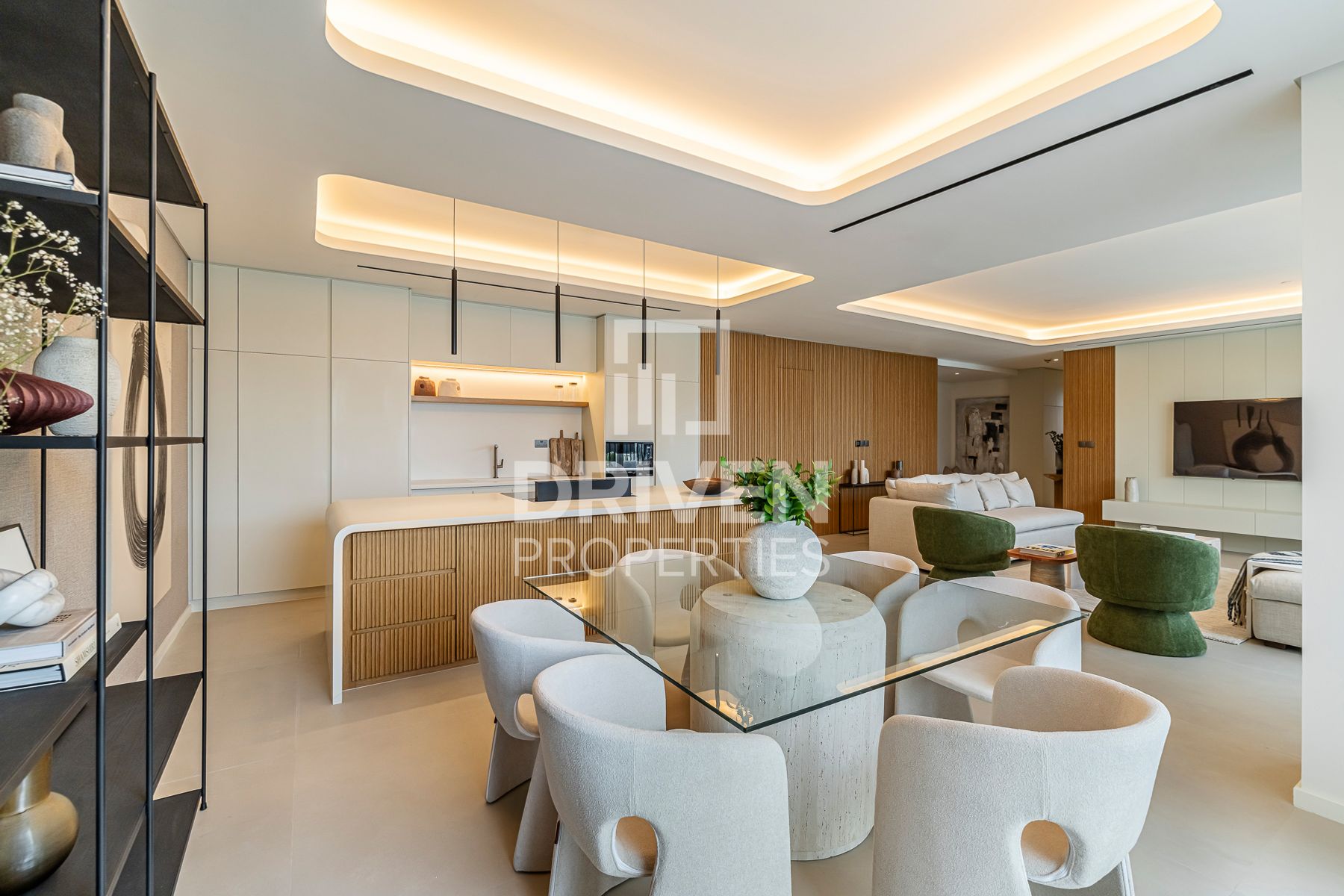 Vacant and Upgraded Apartment Prime Location