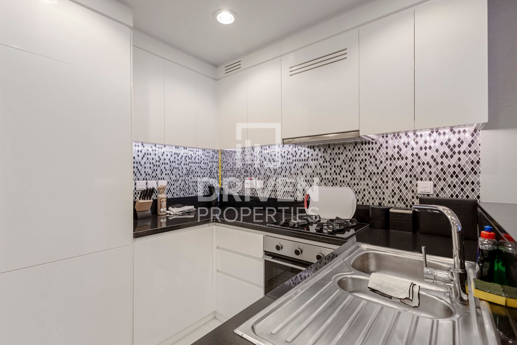 High Floor Vacant Open Sea View Spacious