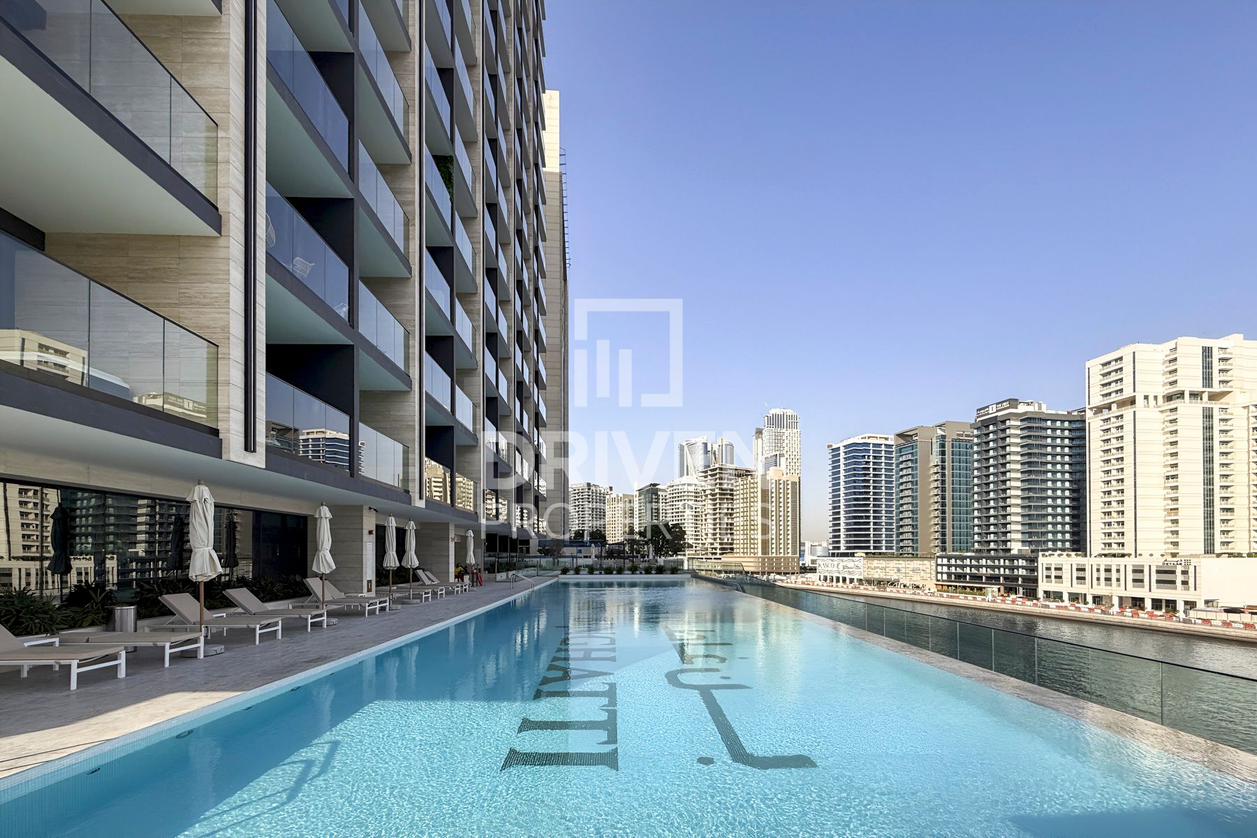 Canal View Furnished Smart Home Vacant