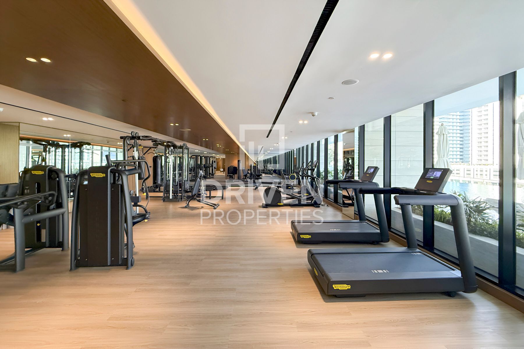 Canal View Furnished Smart Home Vacant