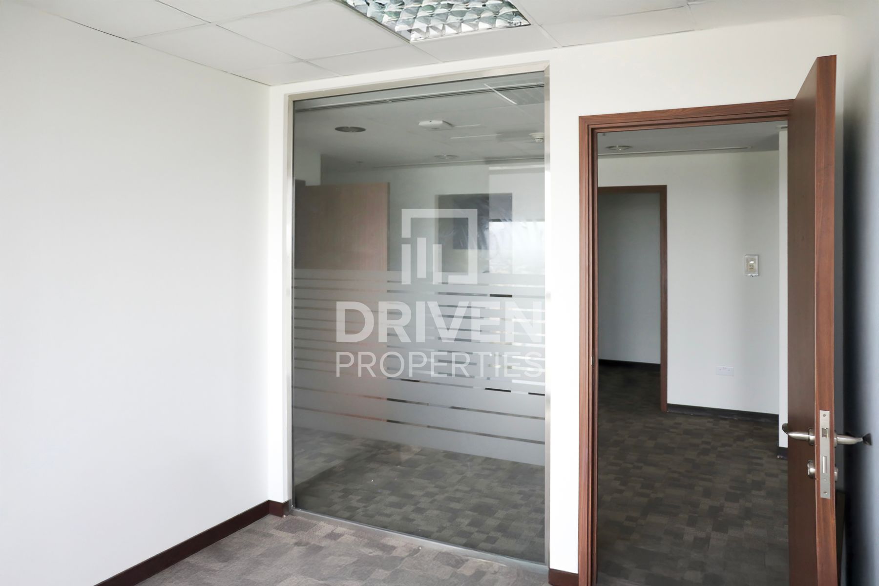 Great Location Spacious Layout Panoramic View