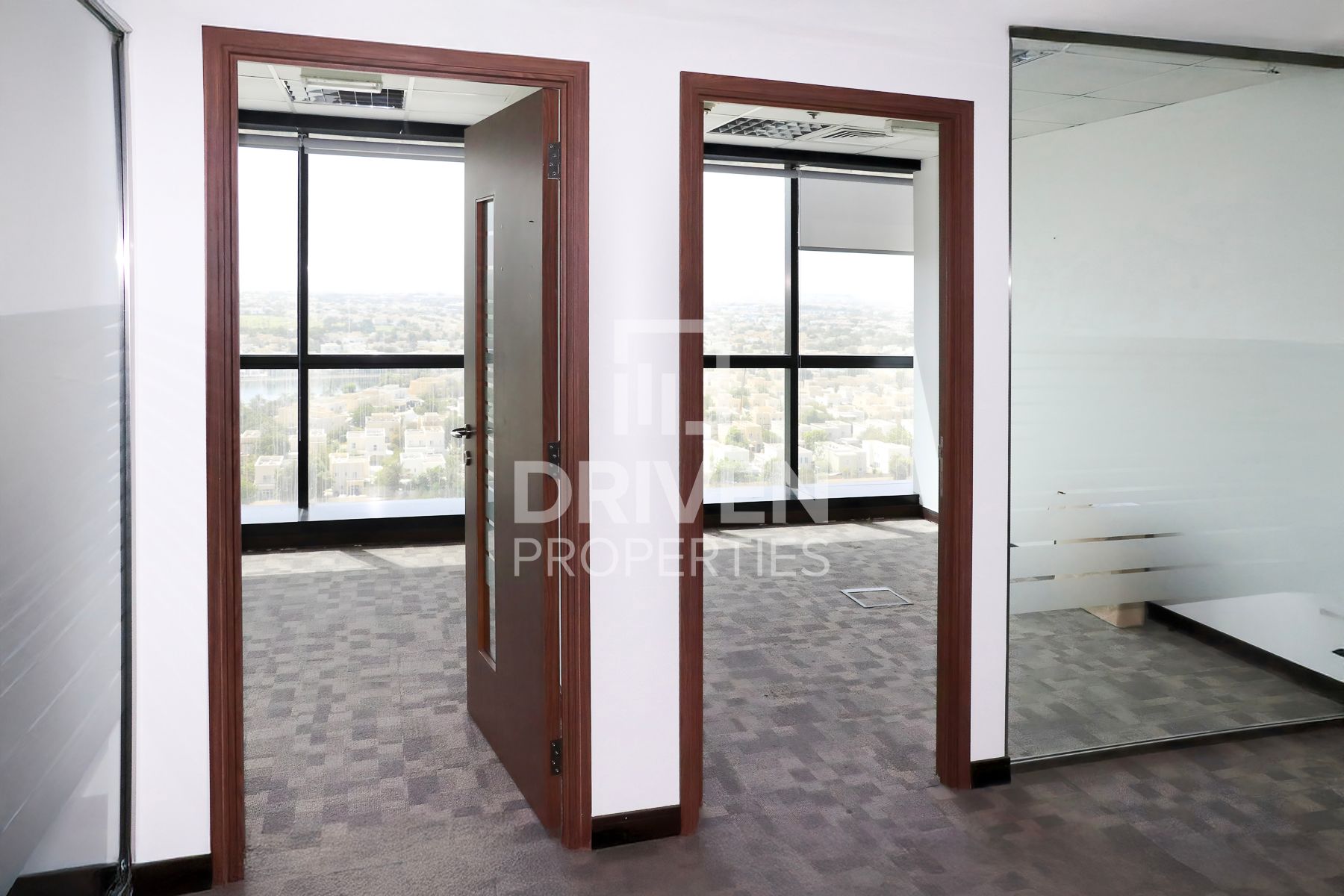 Great Location Spacious Layout Panoramic View