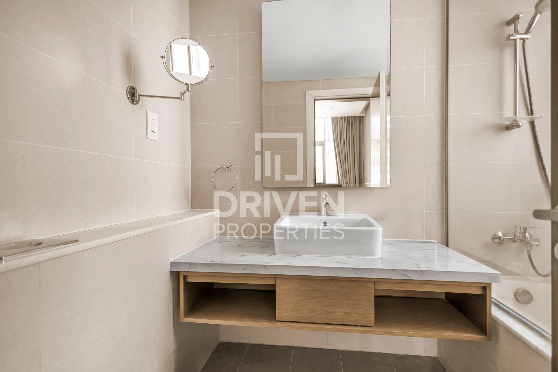 Large Canal View Ready to Move In Well Kept