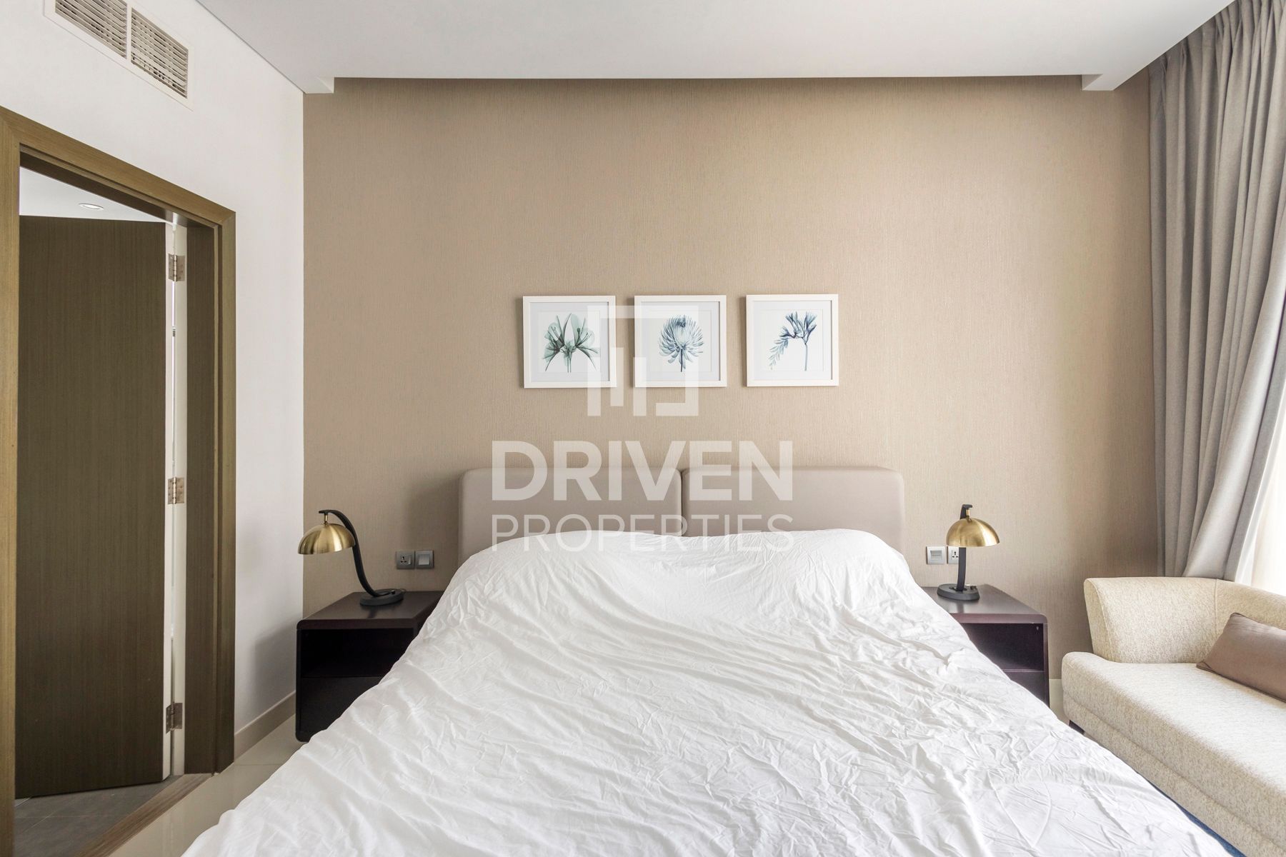 Large Canal View Ready to Move In Well Kept