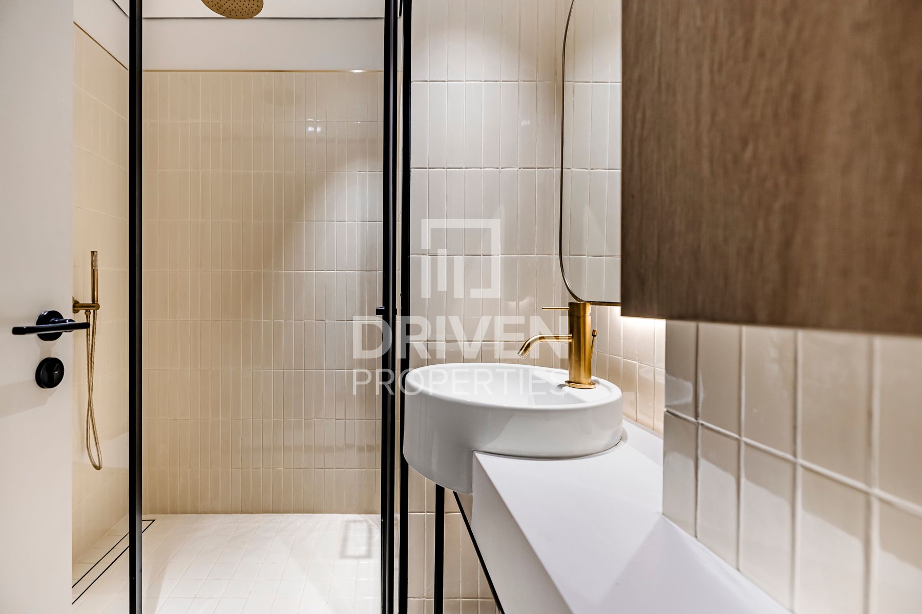 Brand New Building Furnished Prime Location