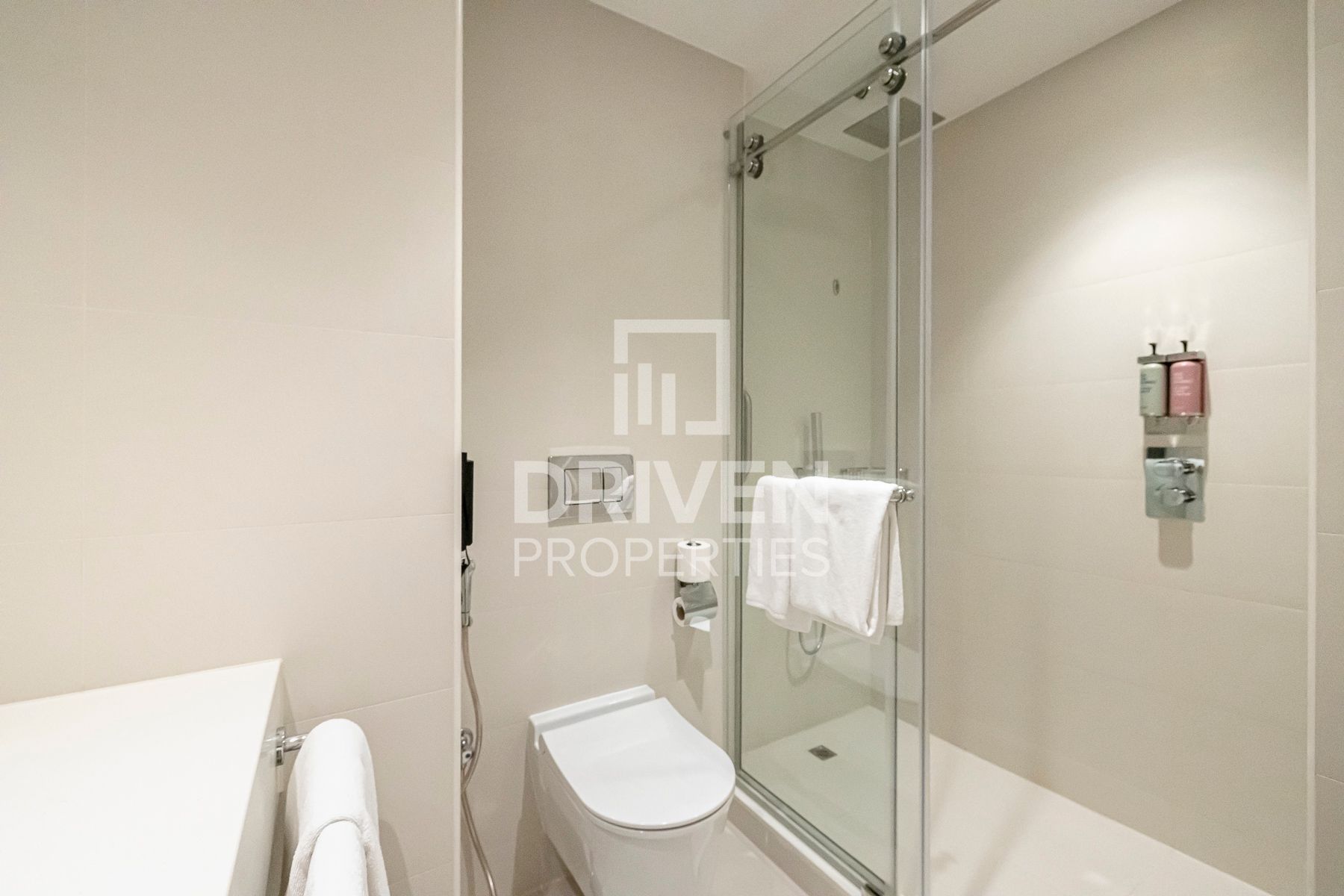 High ROI Perfect Location Investment Unit