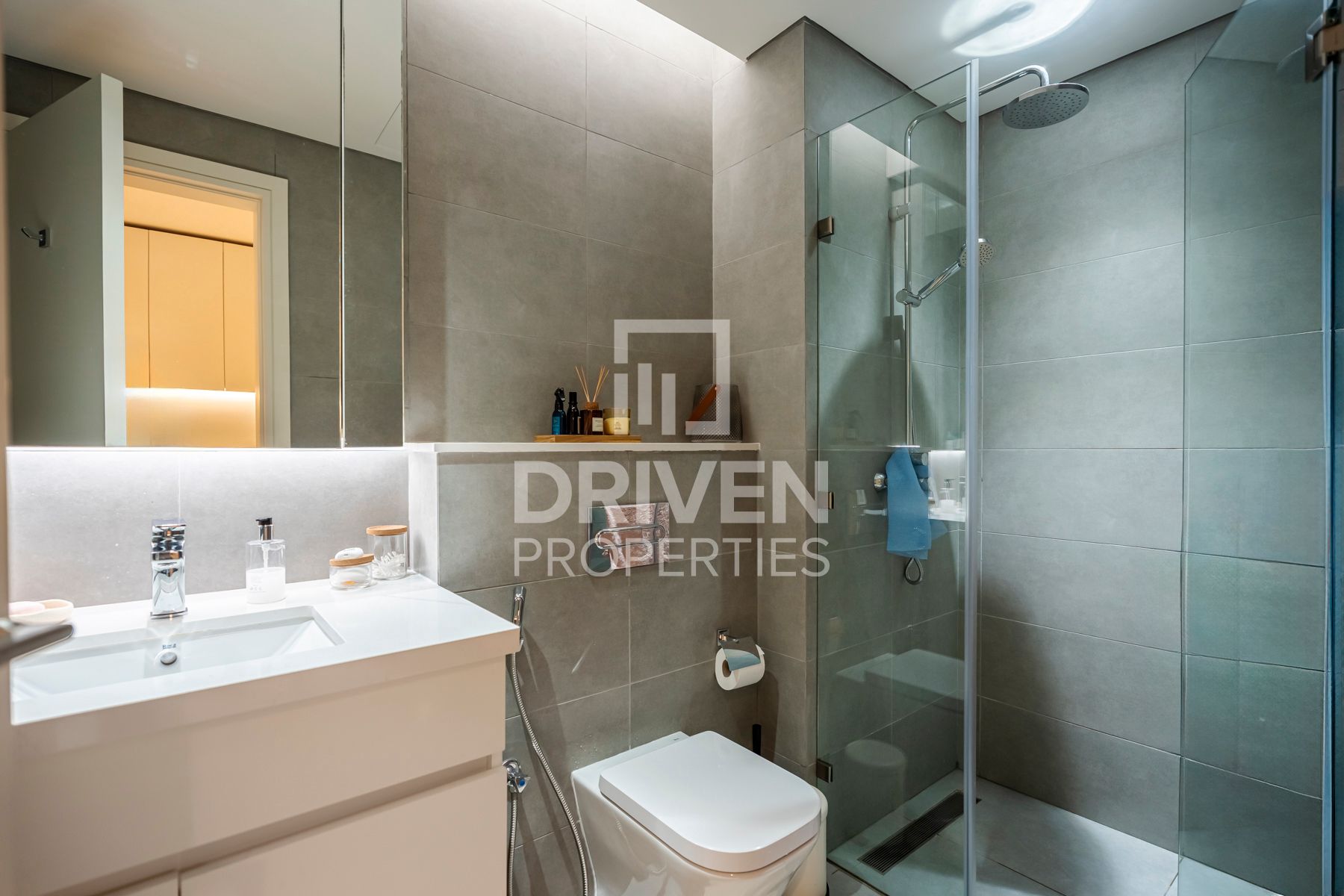 Fully Furnished Well Kept Prime Location