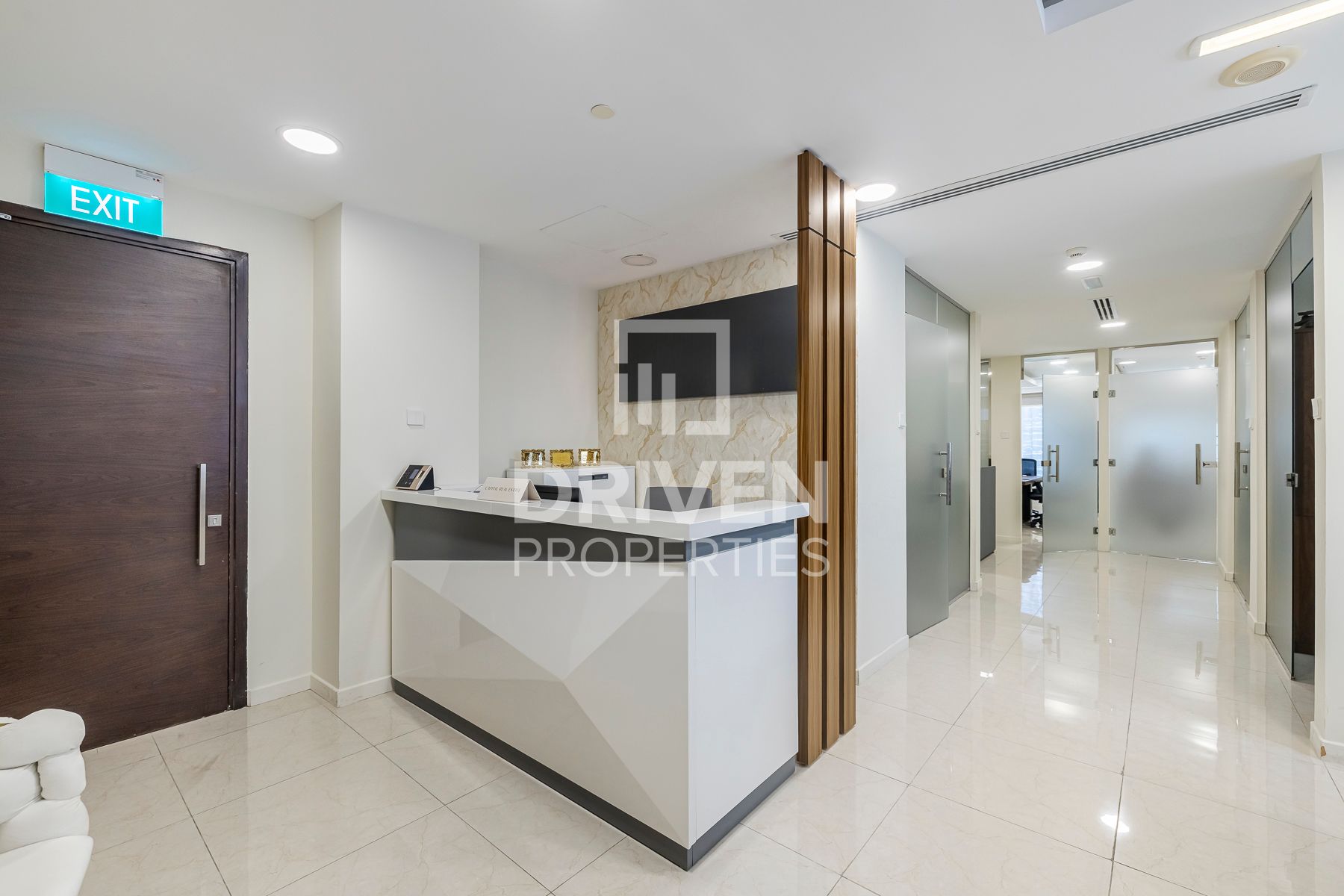 Fully Fitted Prime Location Fully Furnished